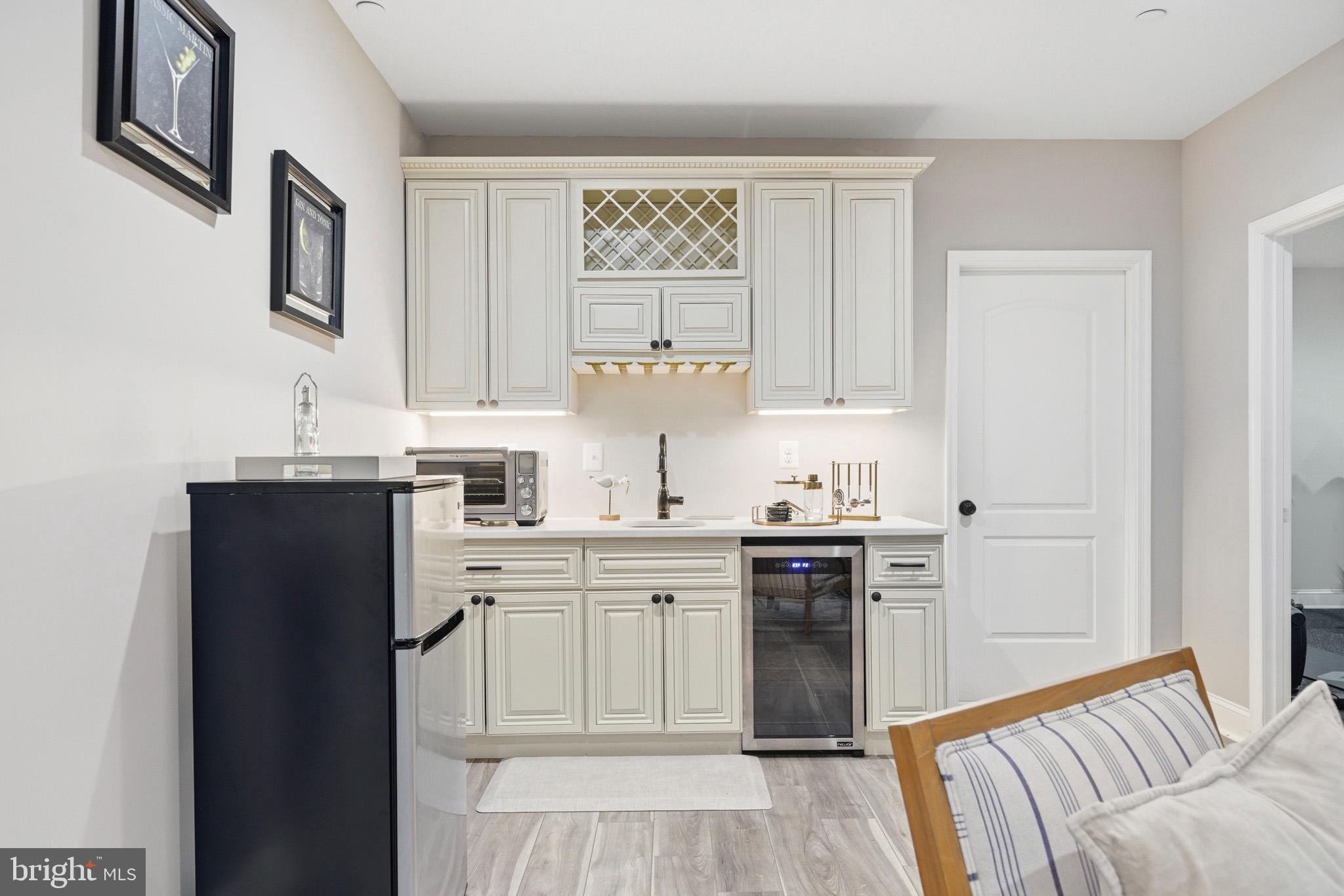 THE LAKES AT TWIN SHIELDS - Residential