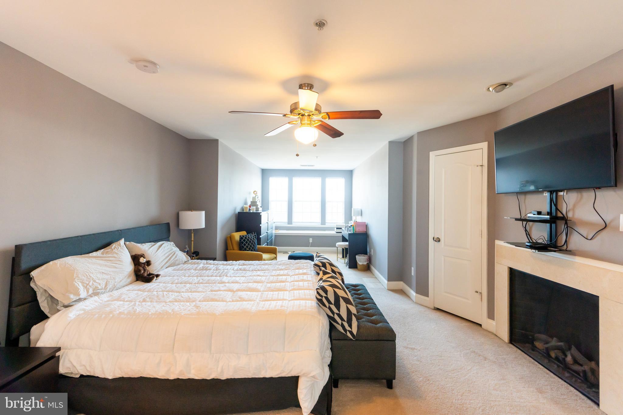 THE CRESCENT AT CHERRY LANE - Residential