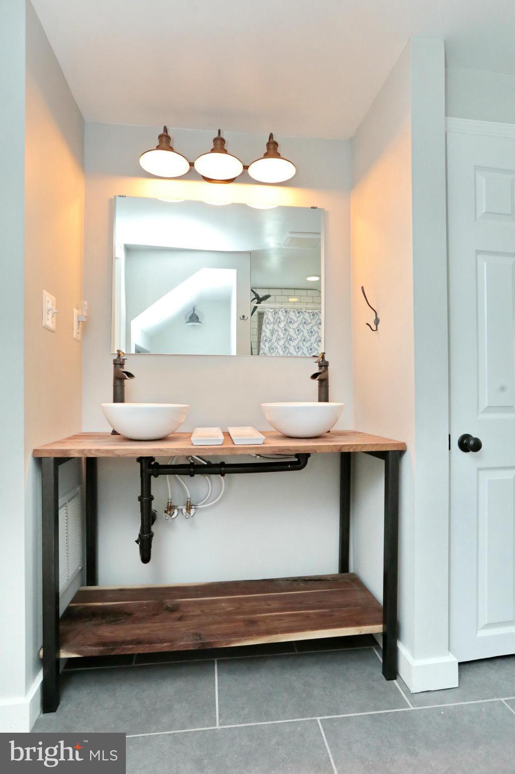 OLD CEDAR POINT SUB - Residential