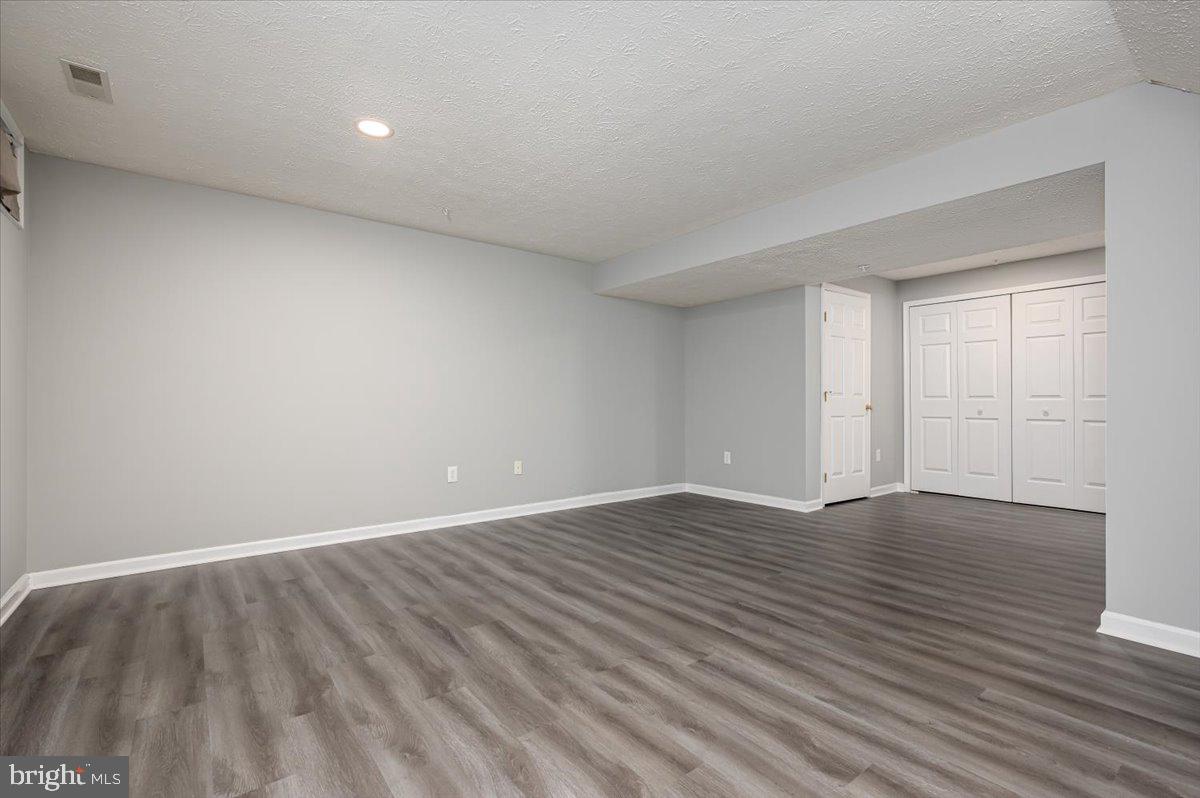 OWINGS MILLS - Residential