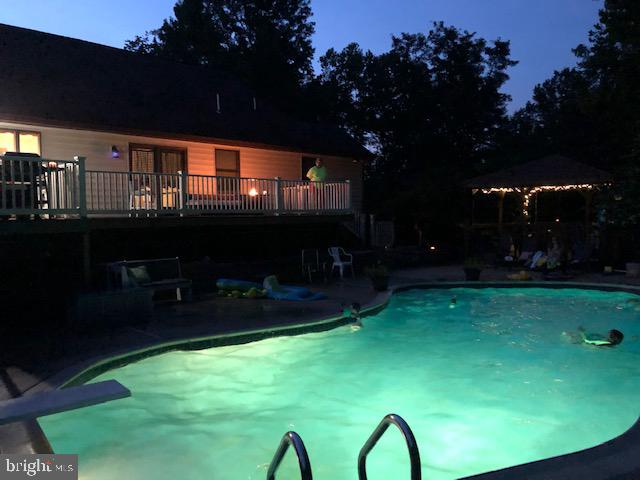 COLONIAL ACRES - Residential