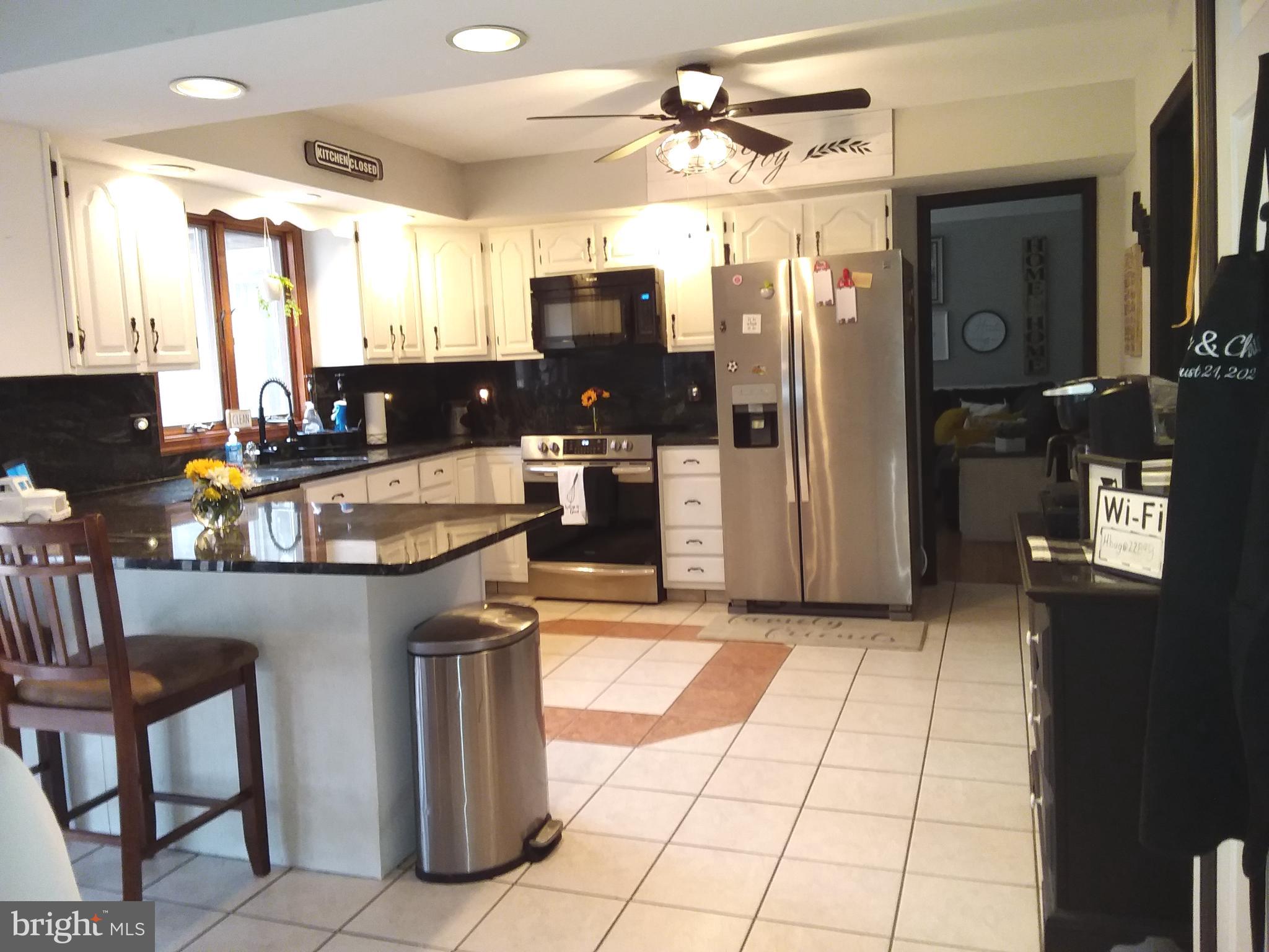 COLONIAL ACRES - Residential