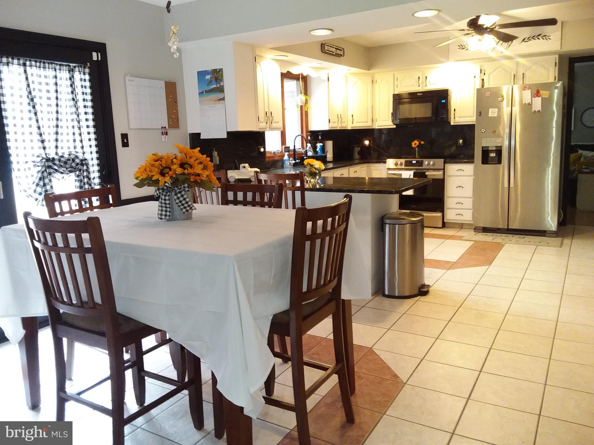 COLONIAL ACRES - Residential