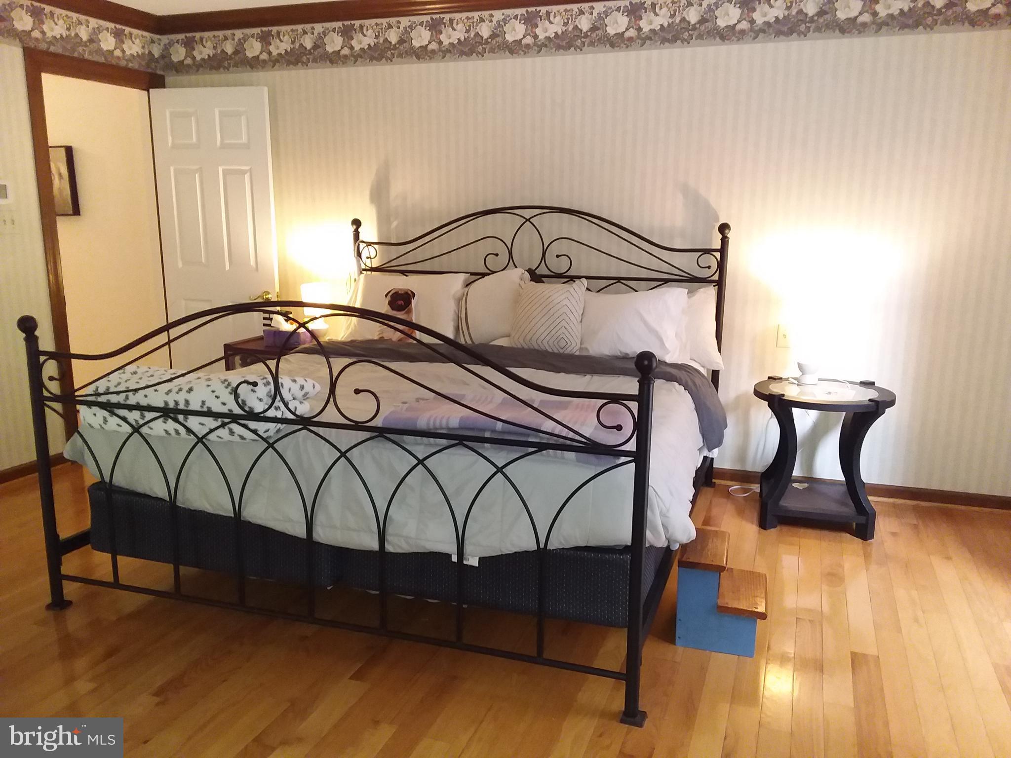 COLONIAL ACRES - Residential