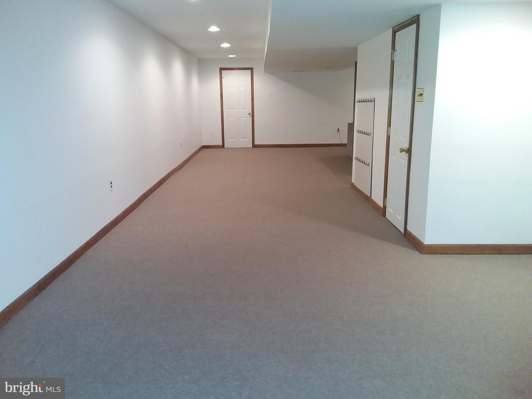 COLONIAL ACRES - Residential