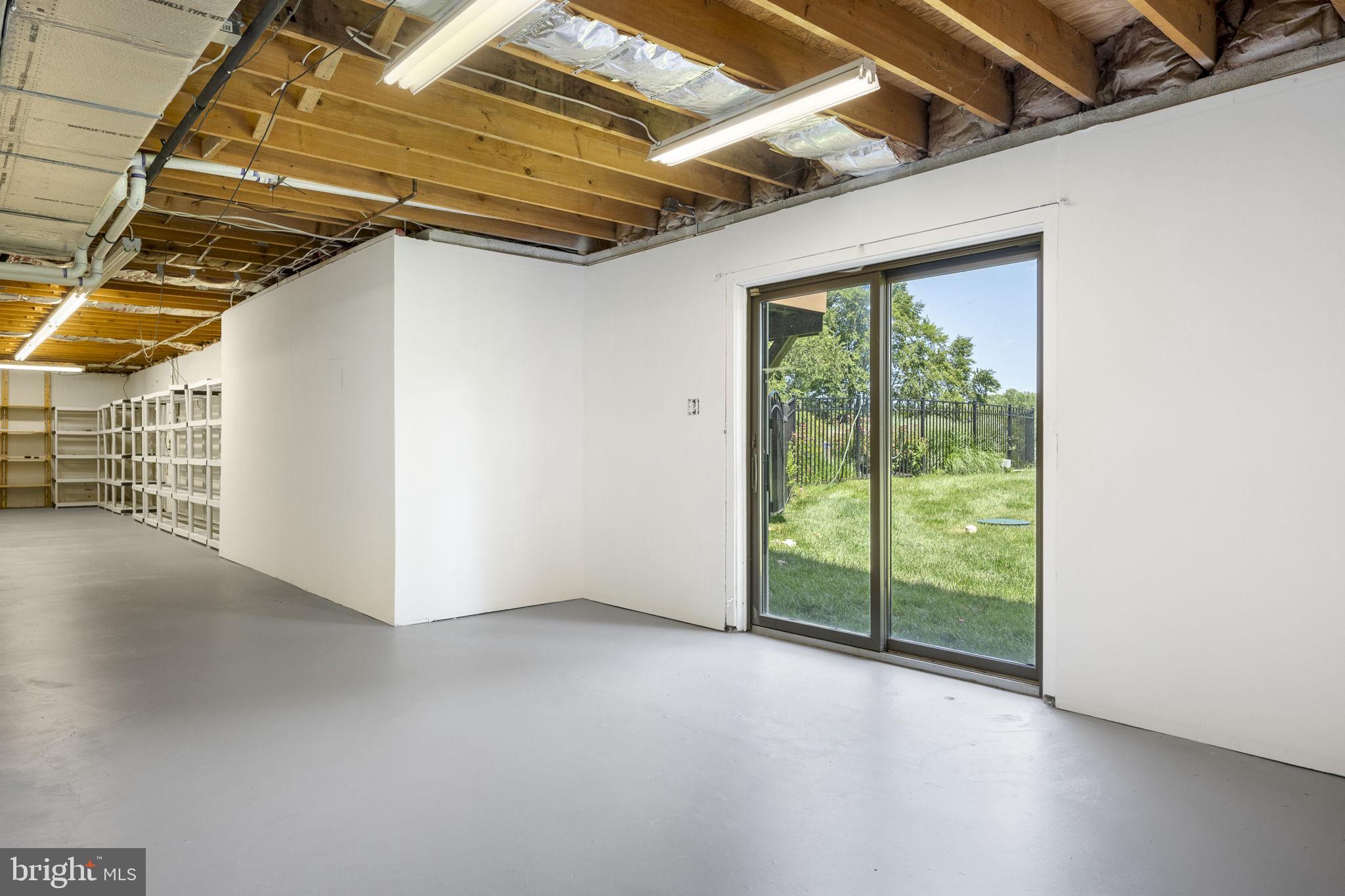 PENN OAKS - Residential