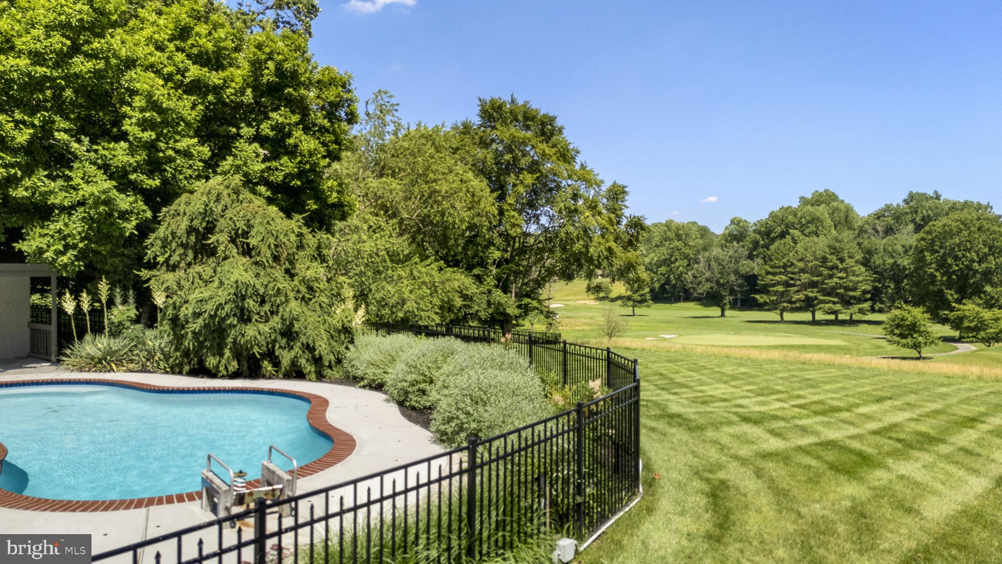 PENN OAKS - Residential