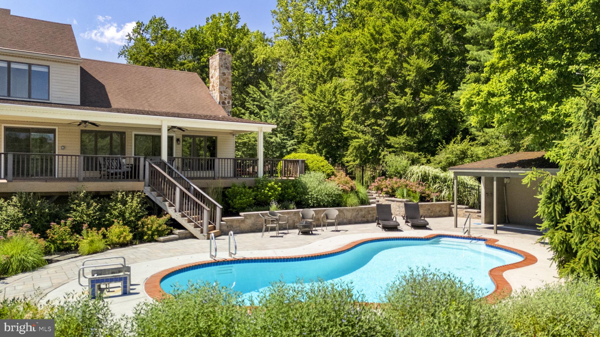 PENN OAKS - Residential