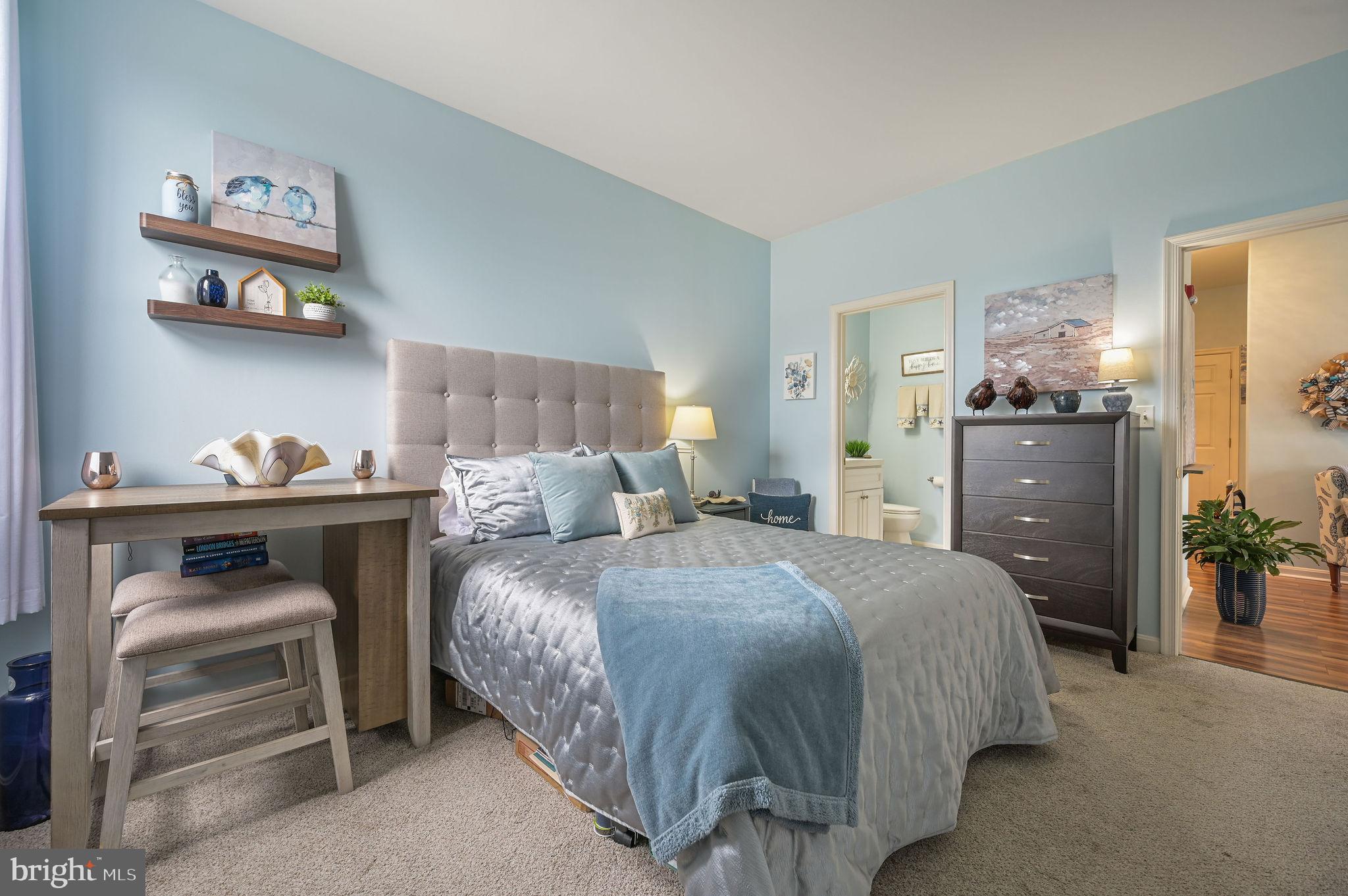 HEARTHSTONE MANOR - Residential