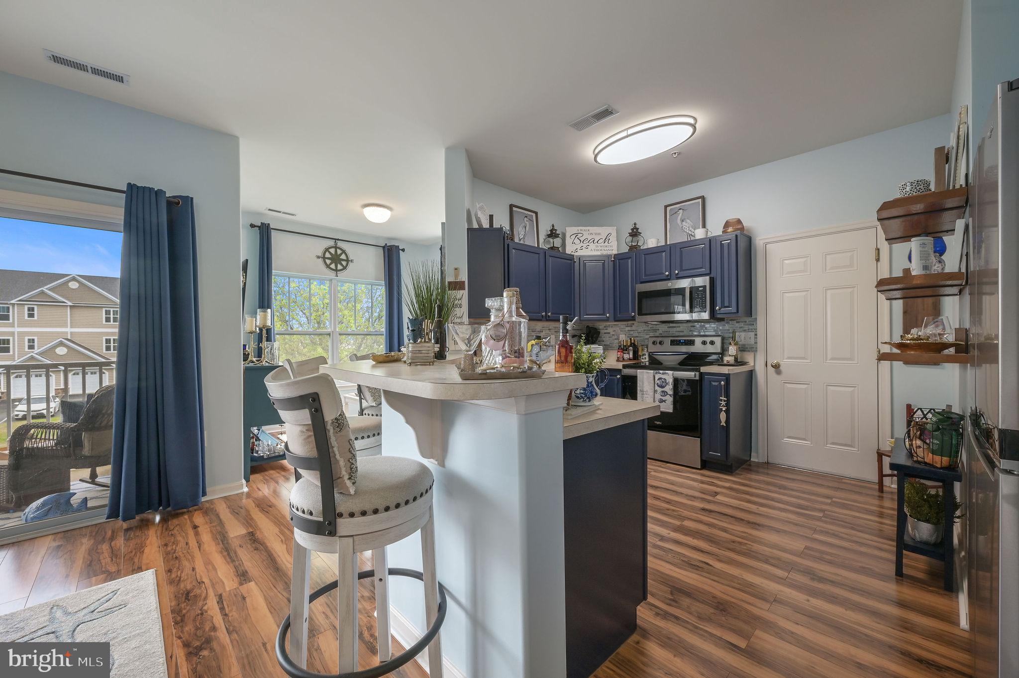 HEARTHSTONE MANOR - Residential