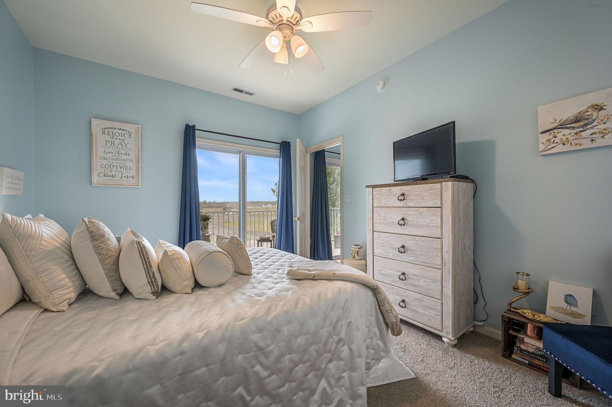 HEARTHSTONE MANOR - Residential