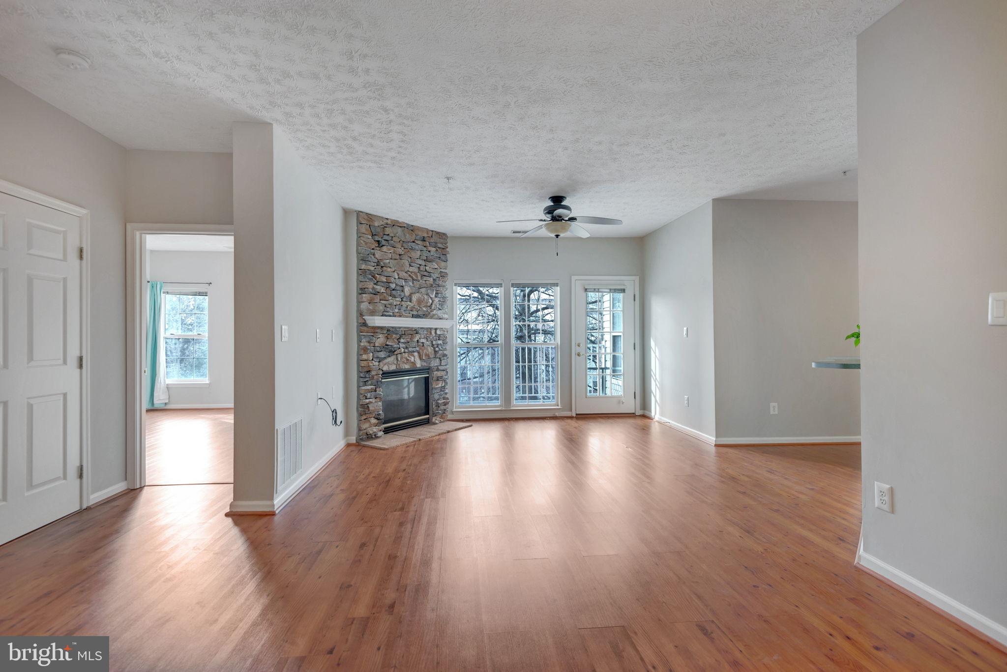 PINEY ORCHARD - Residential Lease