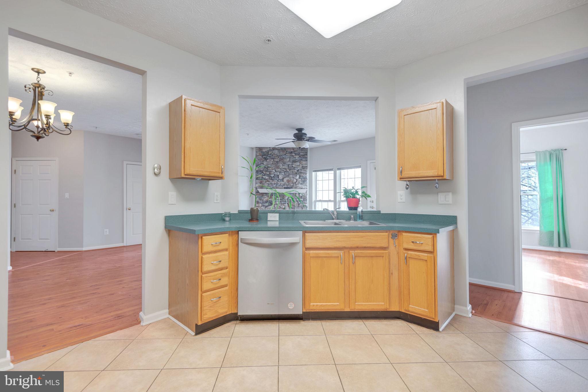 PINEY ORCHARD - Residential Lease