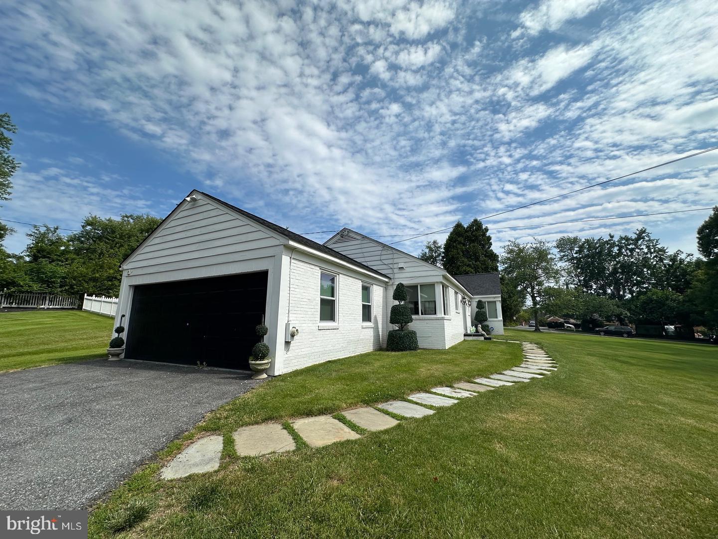 10001 COUNSELMAN ROAD