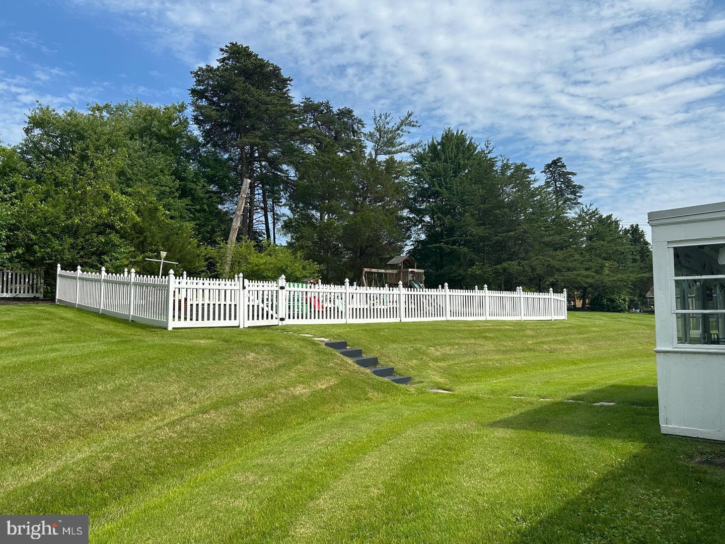 10001 COUNSELMAN ROAD