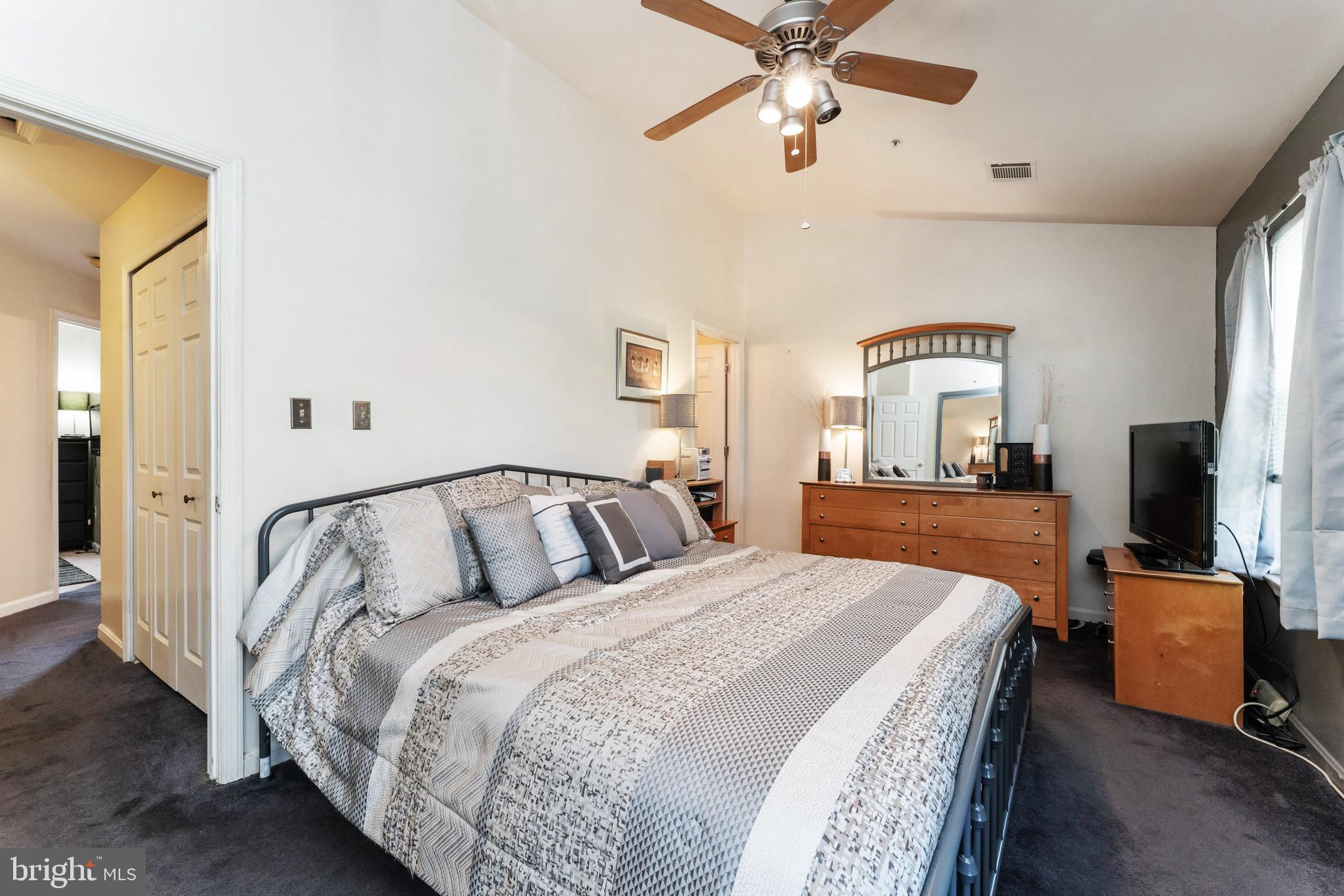 REGENCY MEADOWS - Residential