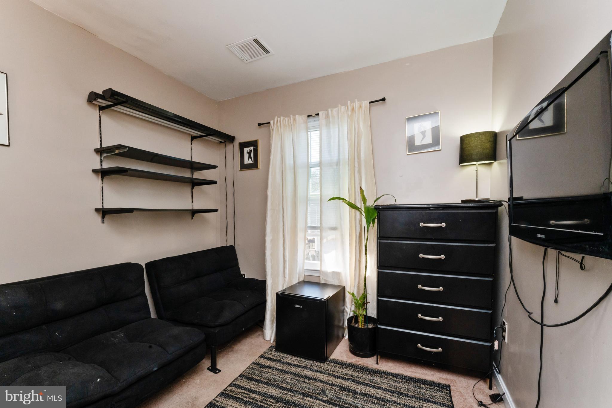 REGENCY MEADOWS - Residential