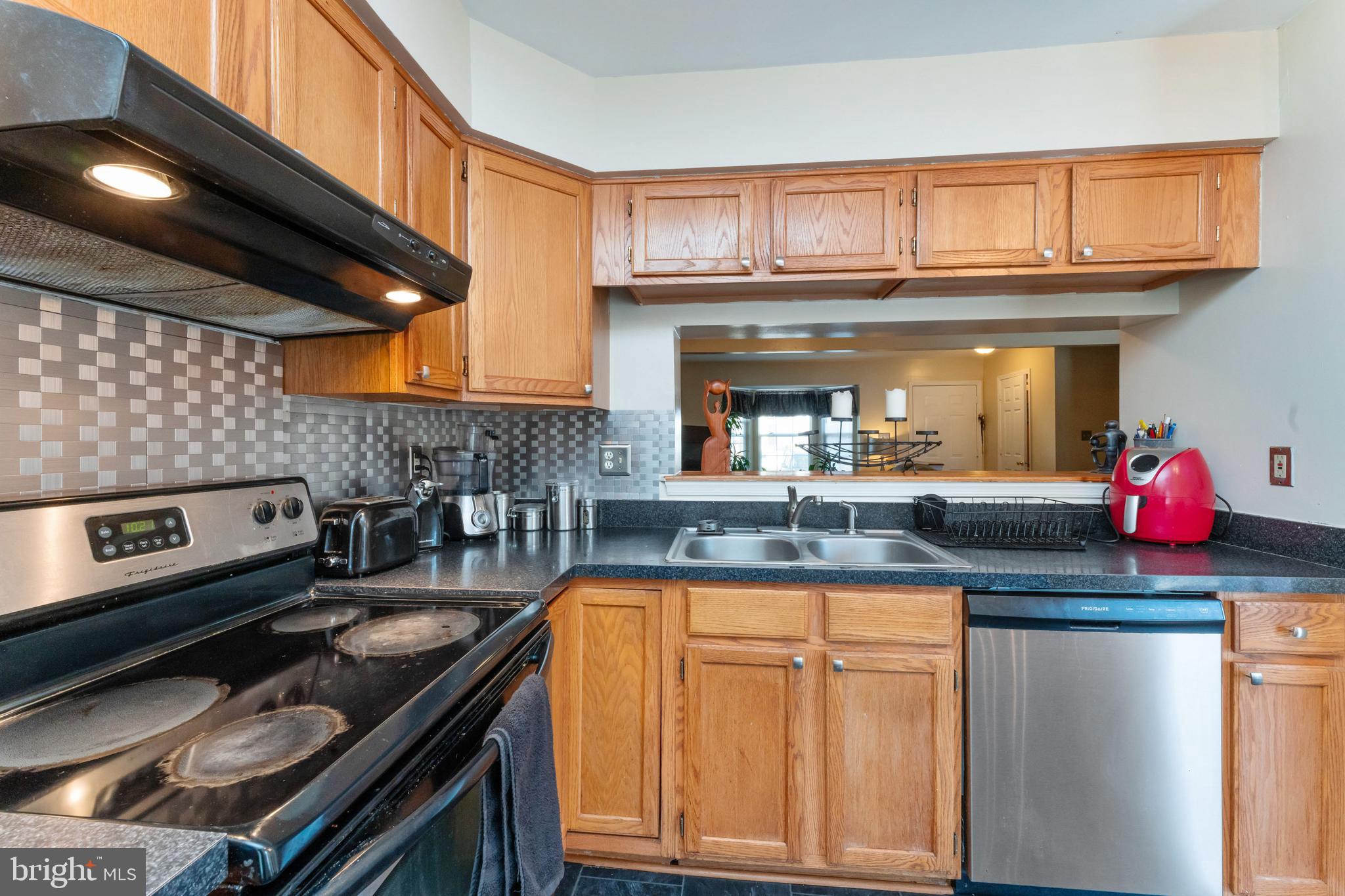 REGENCY MEADOWS - Residential