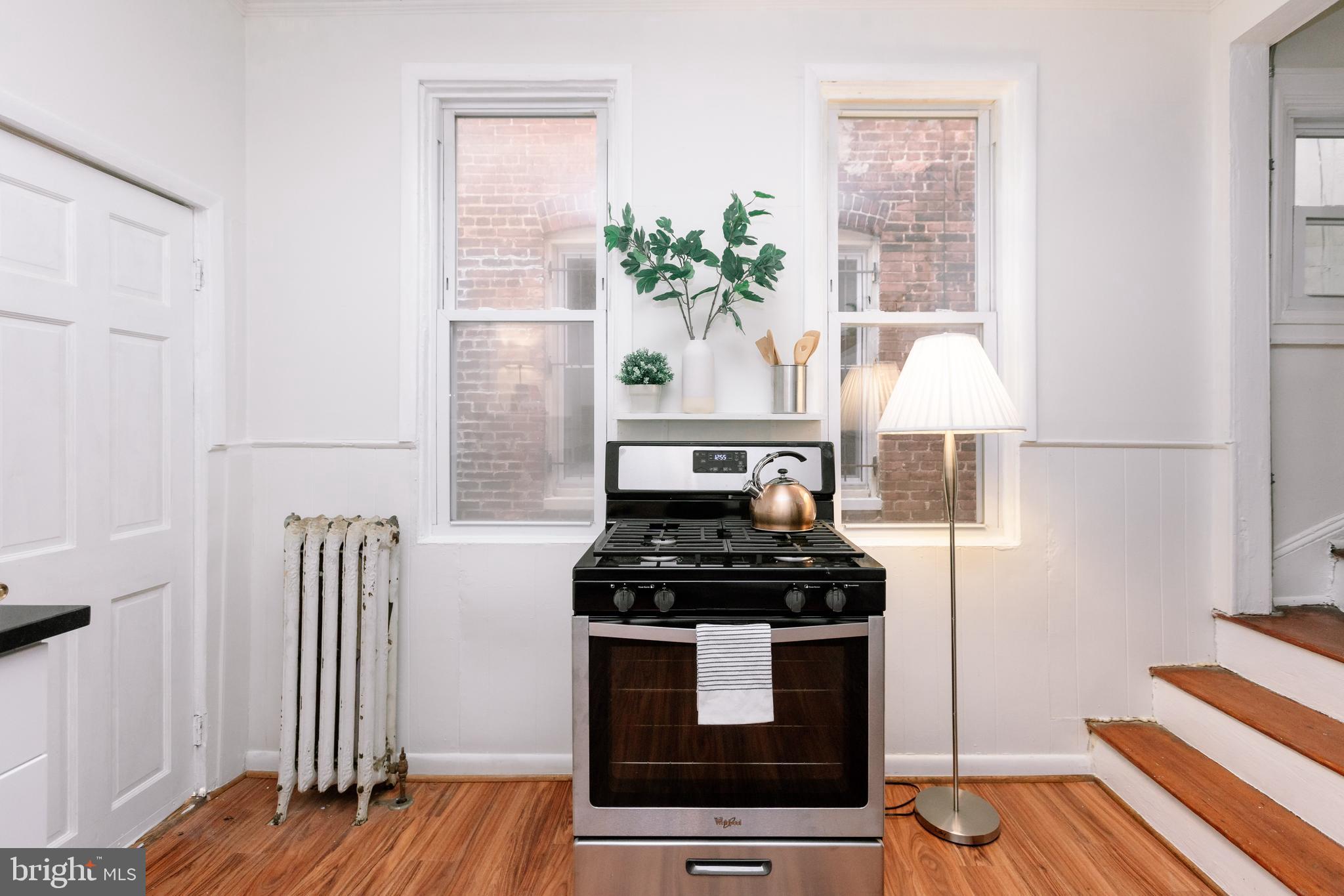 CHARLES VILLAGE - Residential