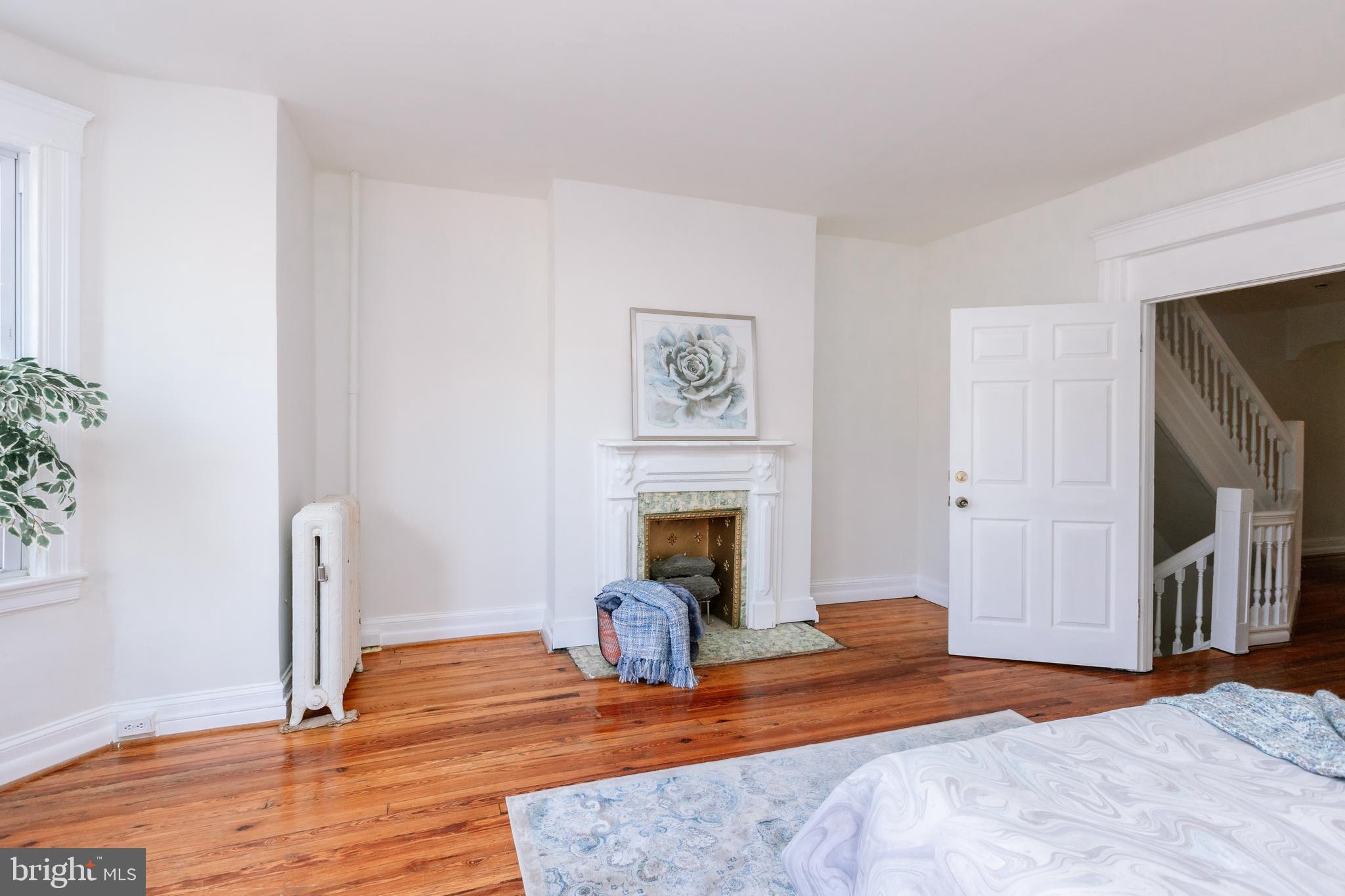 CHARLES VILLAGE - Residential