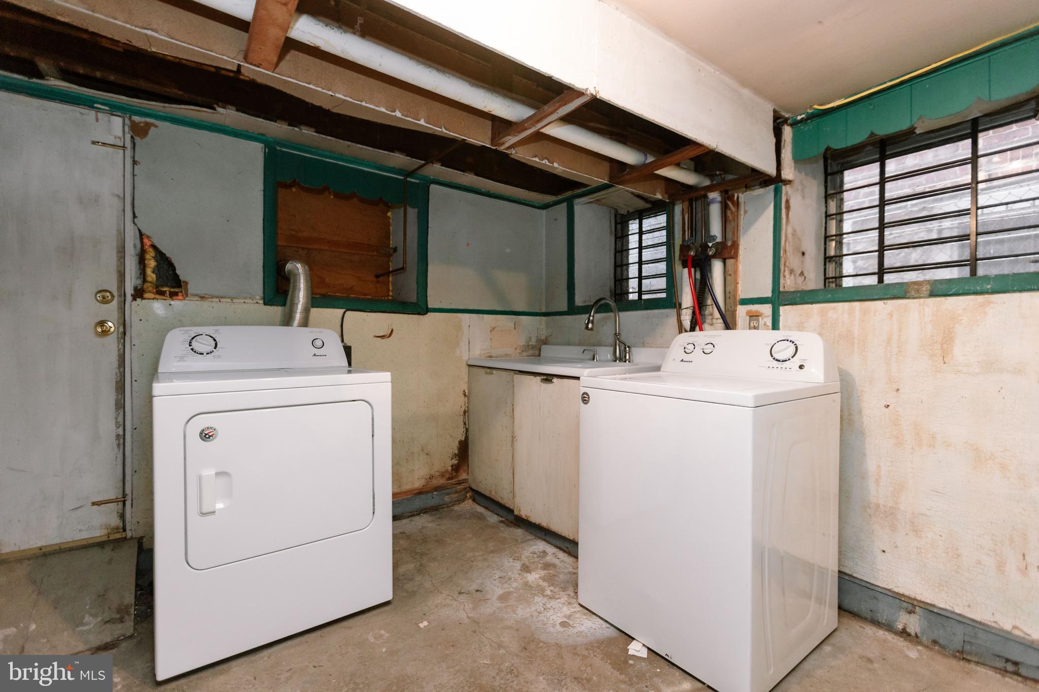 CHARLES VILLAGE - Residential