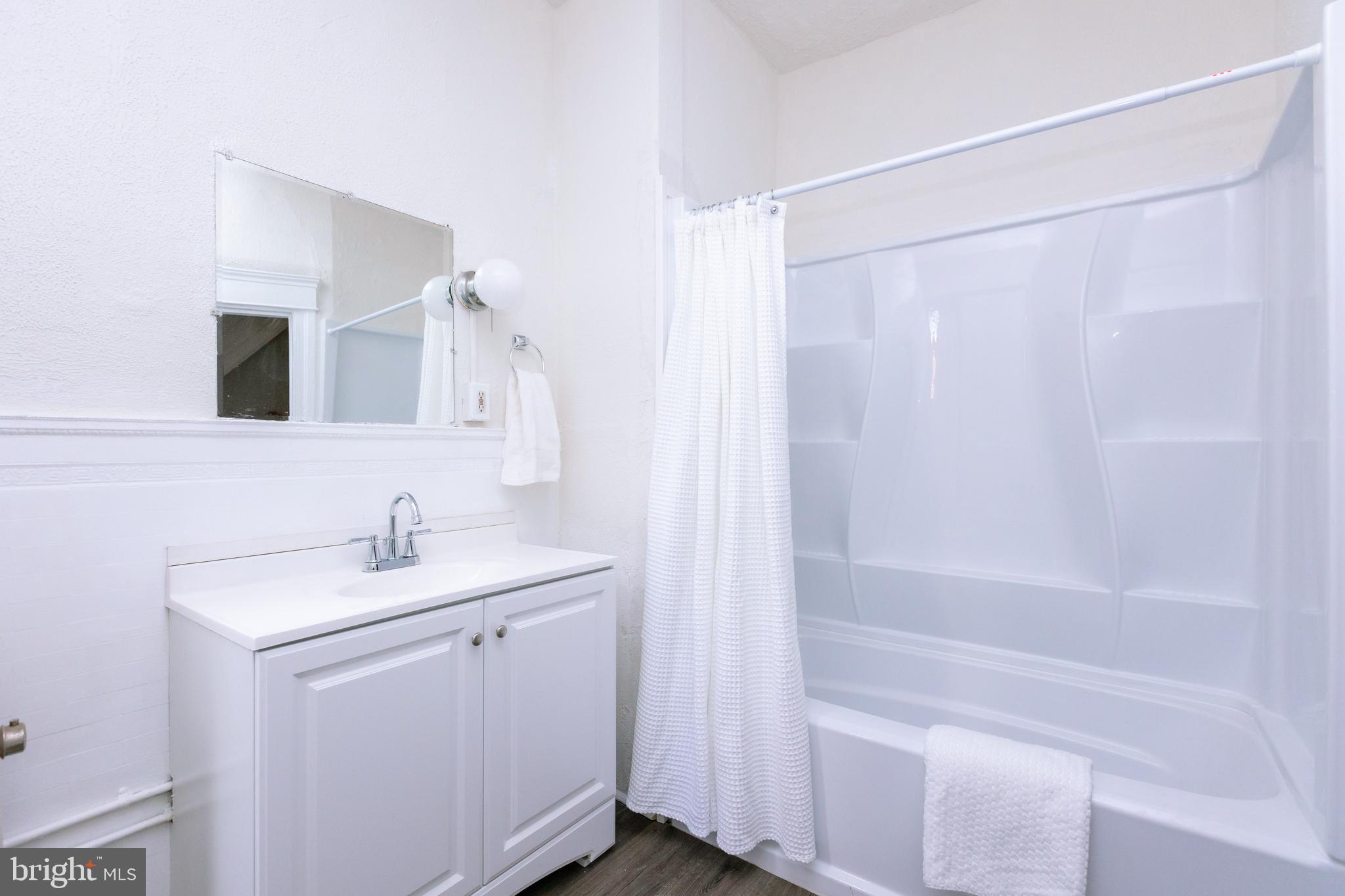 CHARLES VILLAGE - Residential