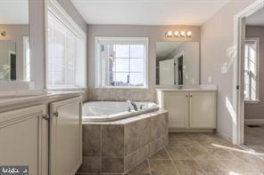 GRANDE AT MUIRWOOD H - Residential Lease