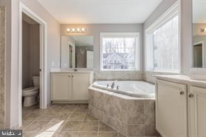 GRANDE AT MUIRWOOD H - Residential Lease