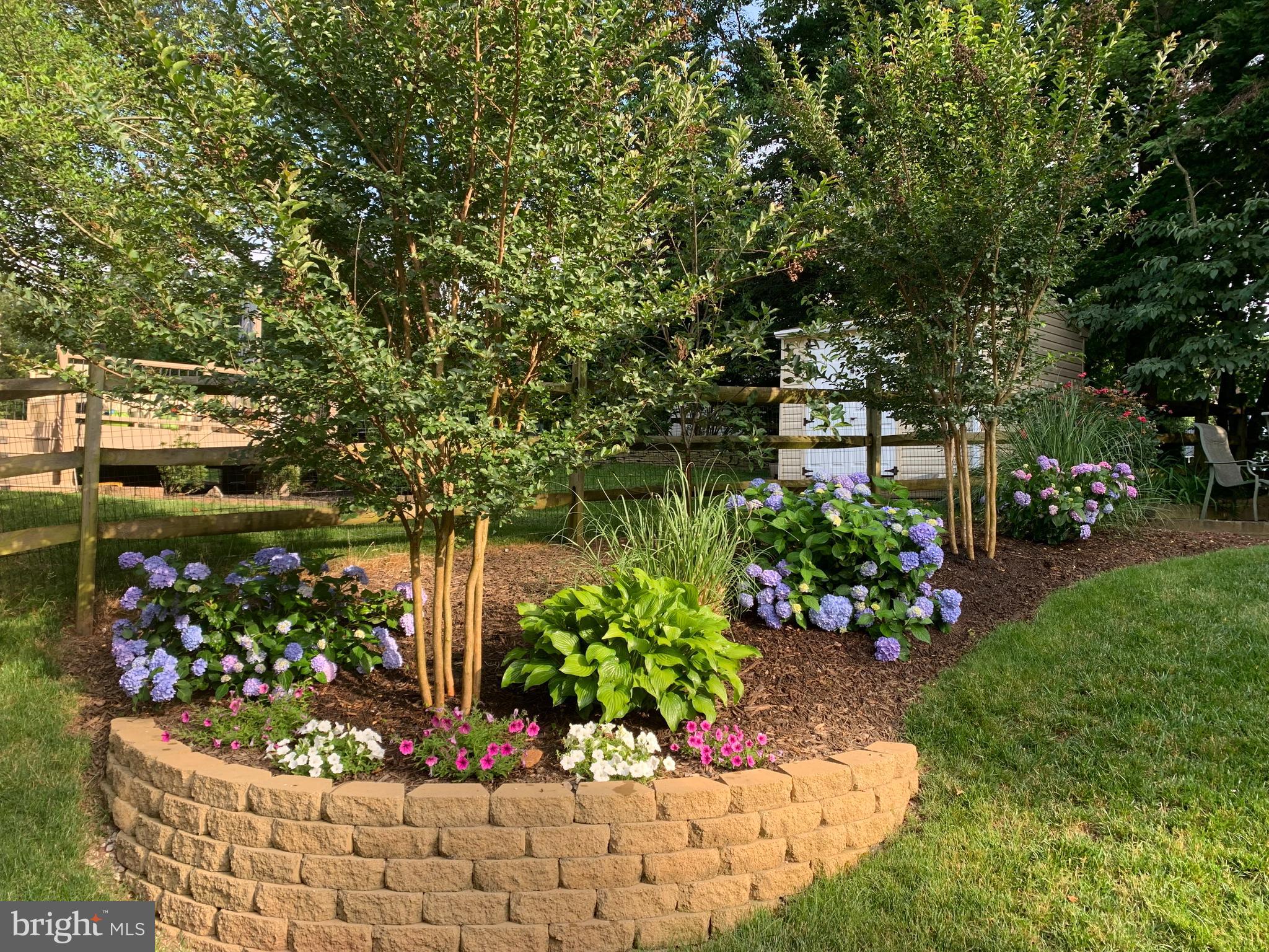 BURKE CENTRE - Residential