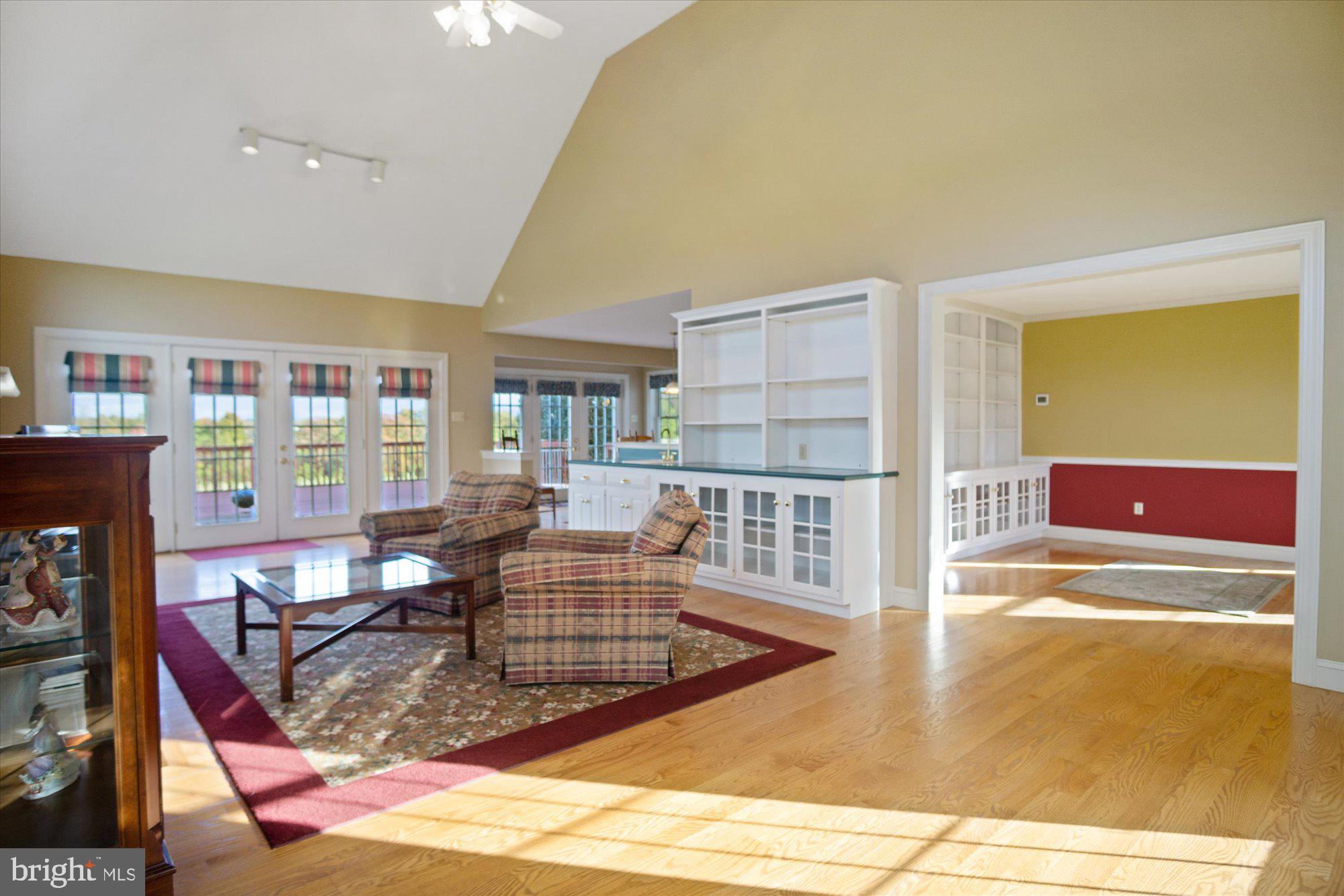 WOODCREST - Residential