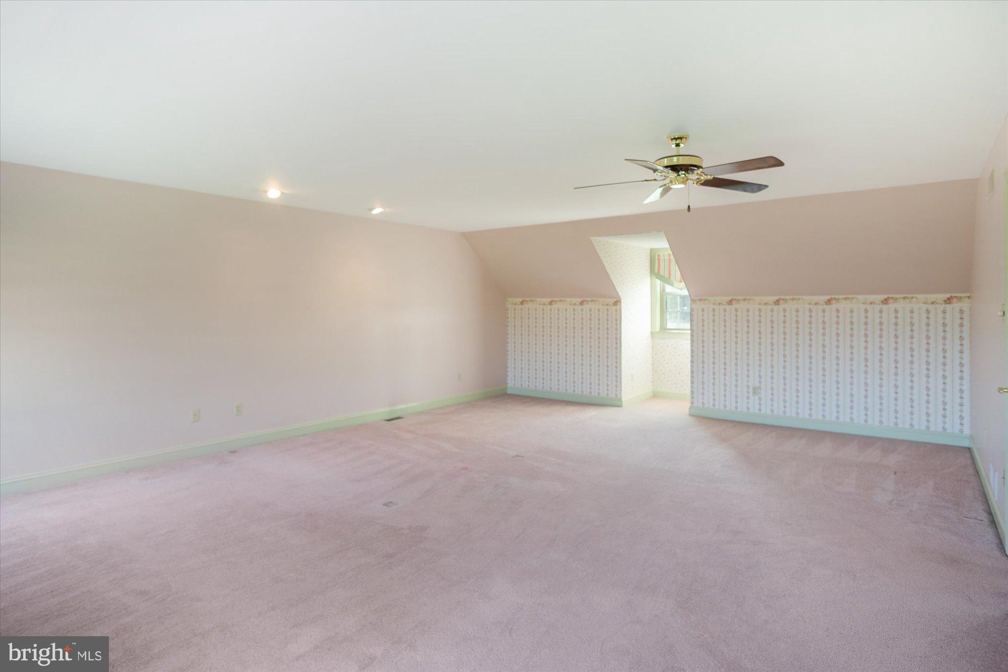 WOODCREST - Residential