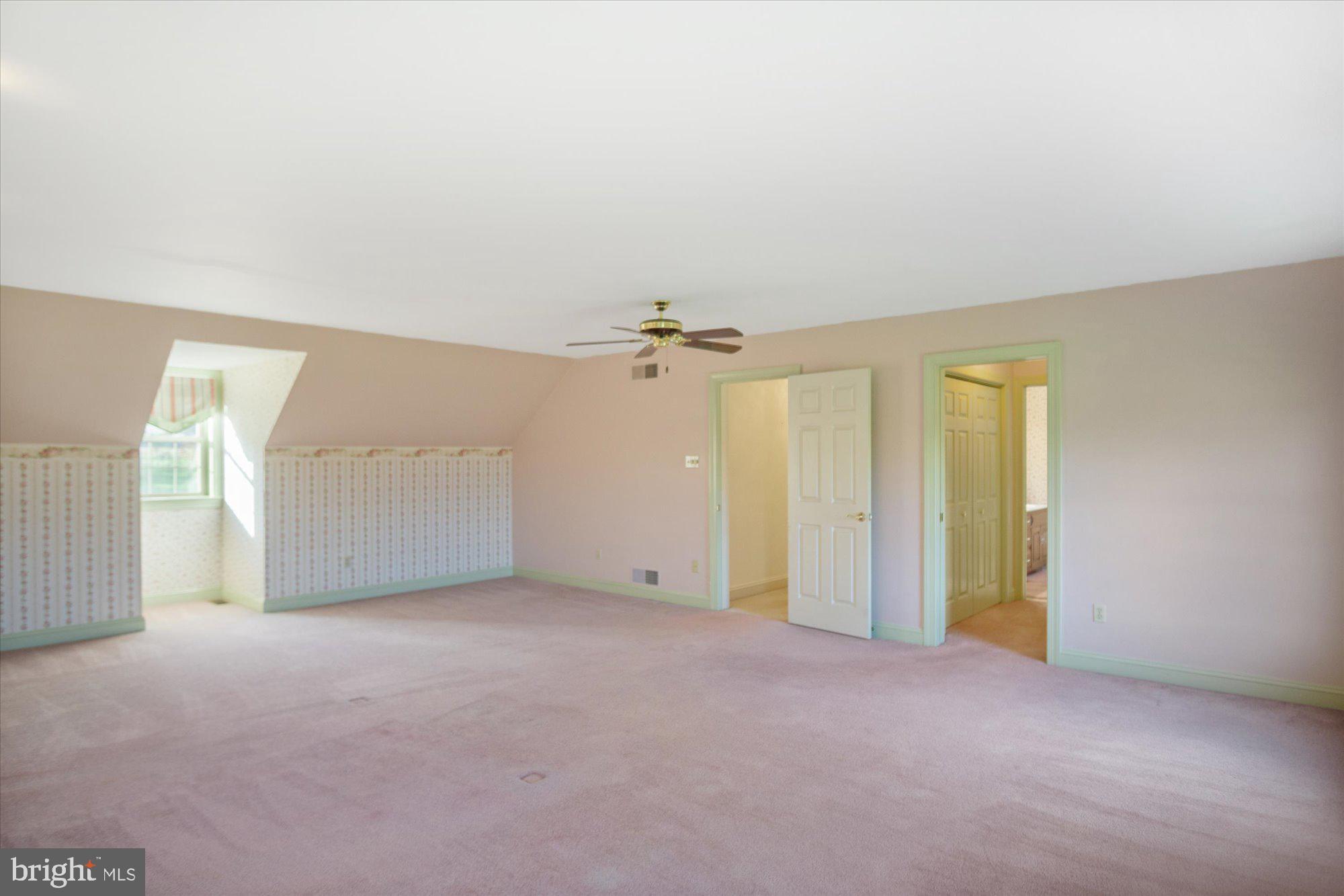 WOODCREST - Residential