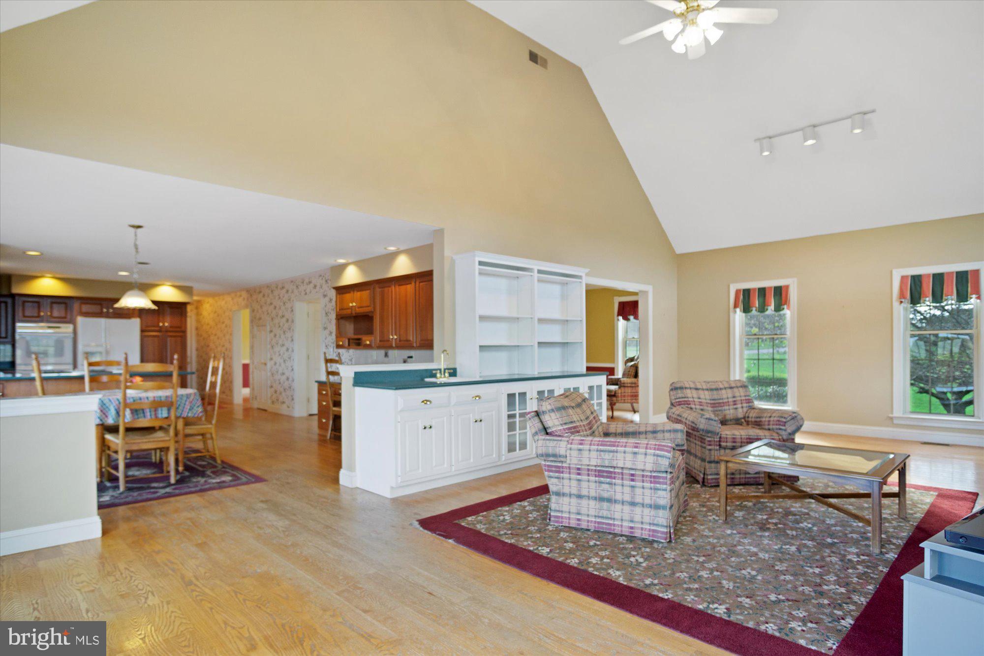 WOODCREST - Residential