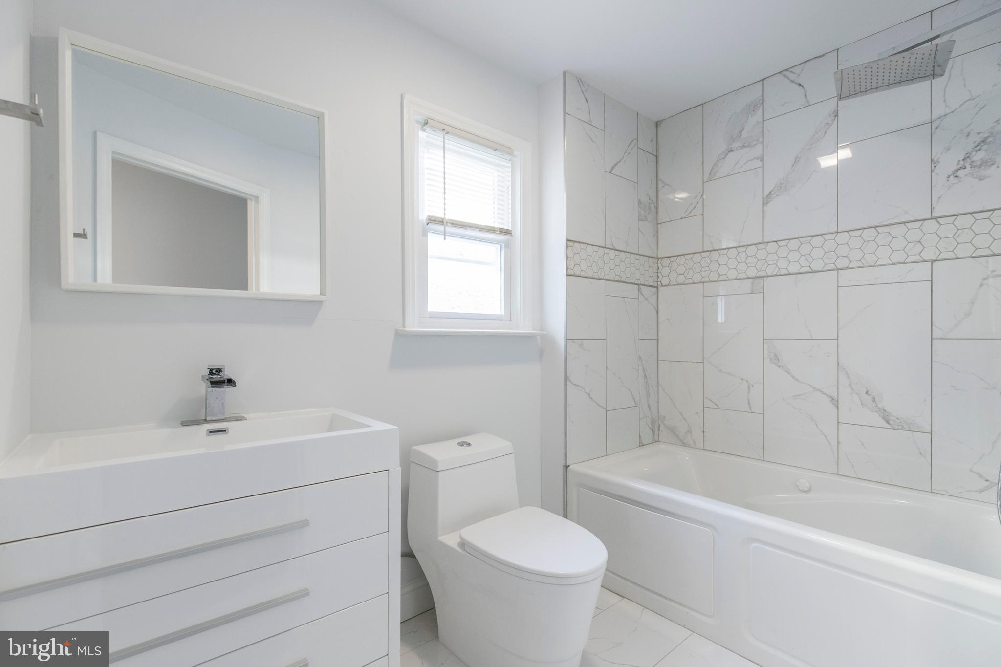 FISHTOWN - Residential Lease