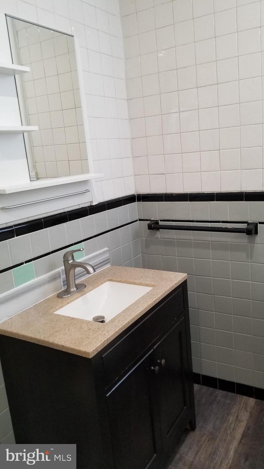 WASHINGTON SQ WEST - Residential Lease