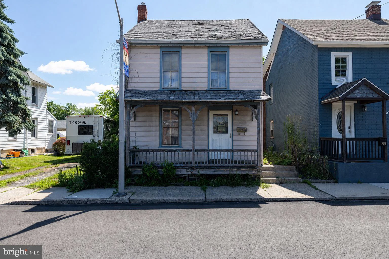 21 S 9th Street
