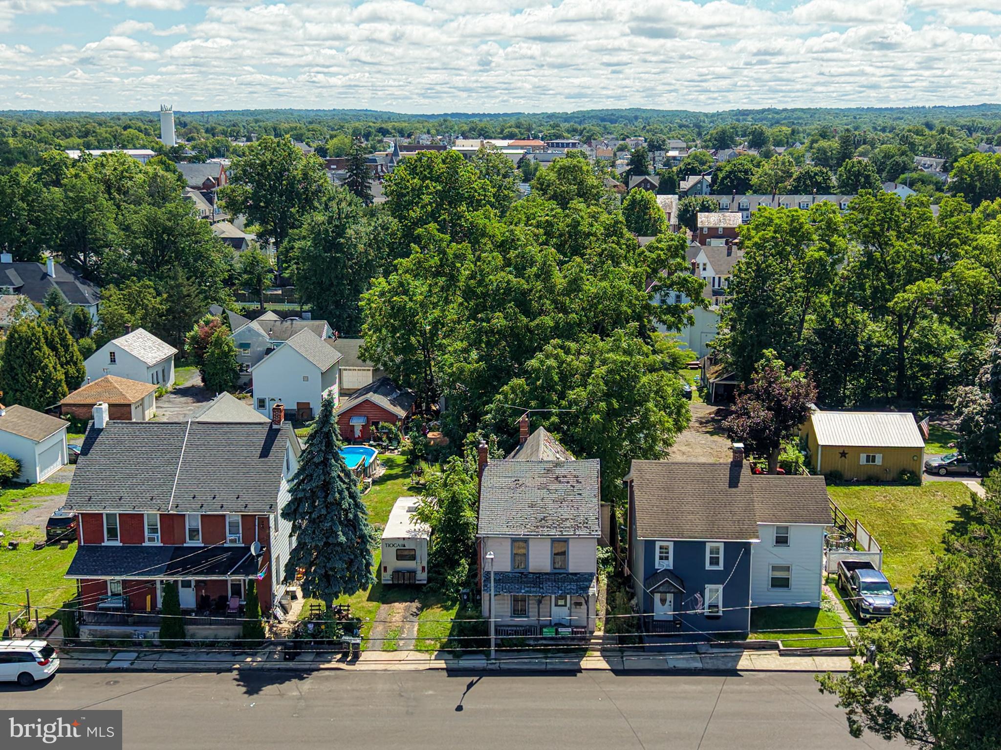 21 S 9TH STREET