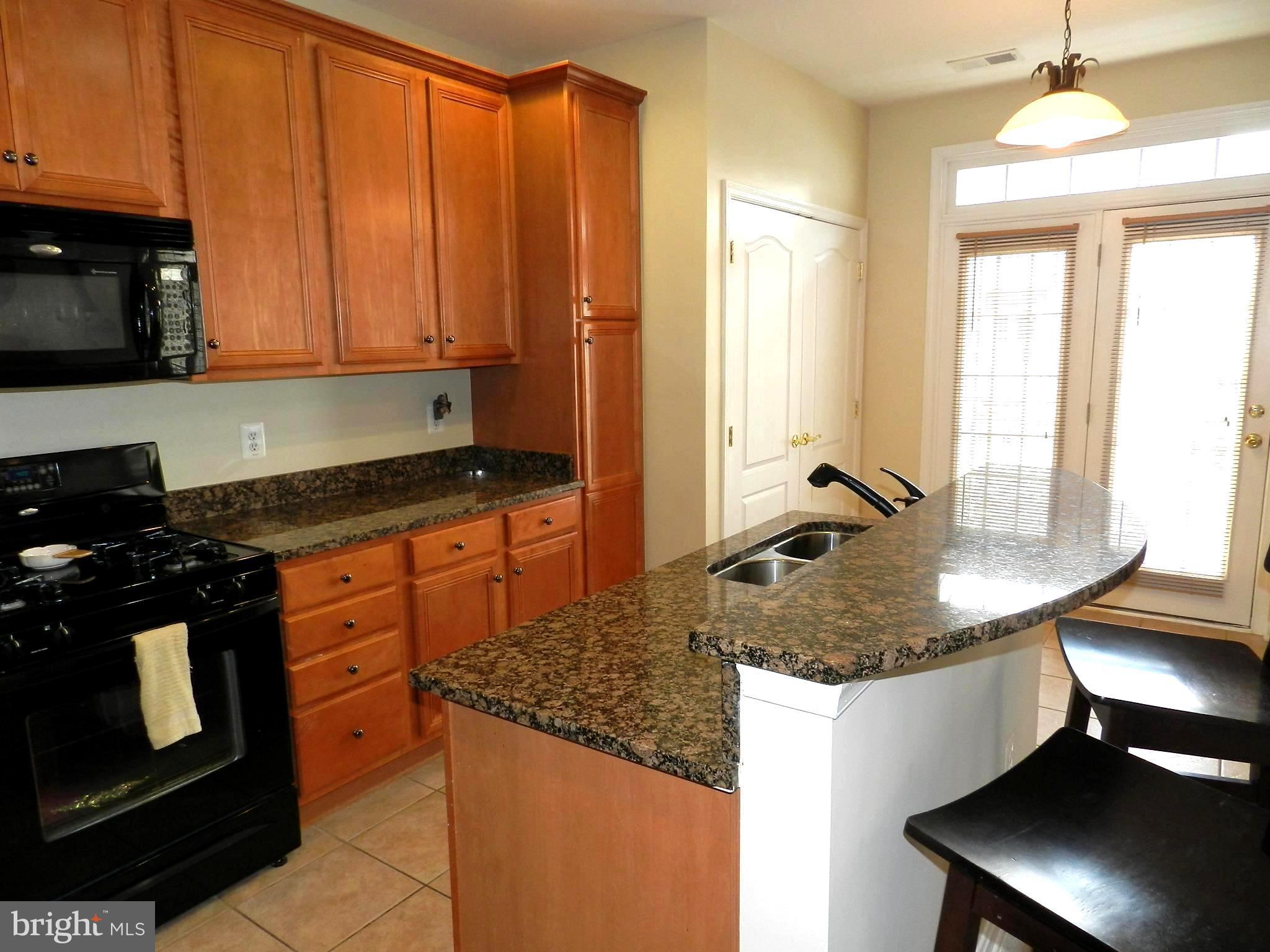 THE TOWNES AT VILLAGE PLACE - Residential