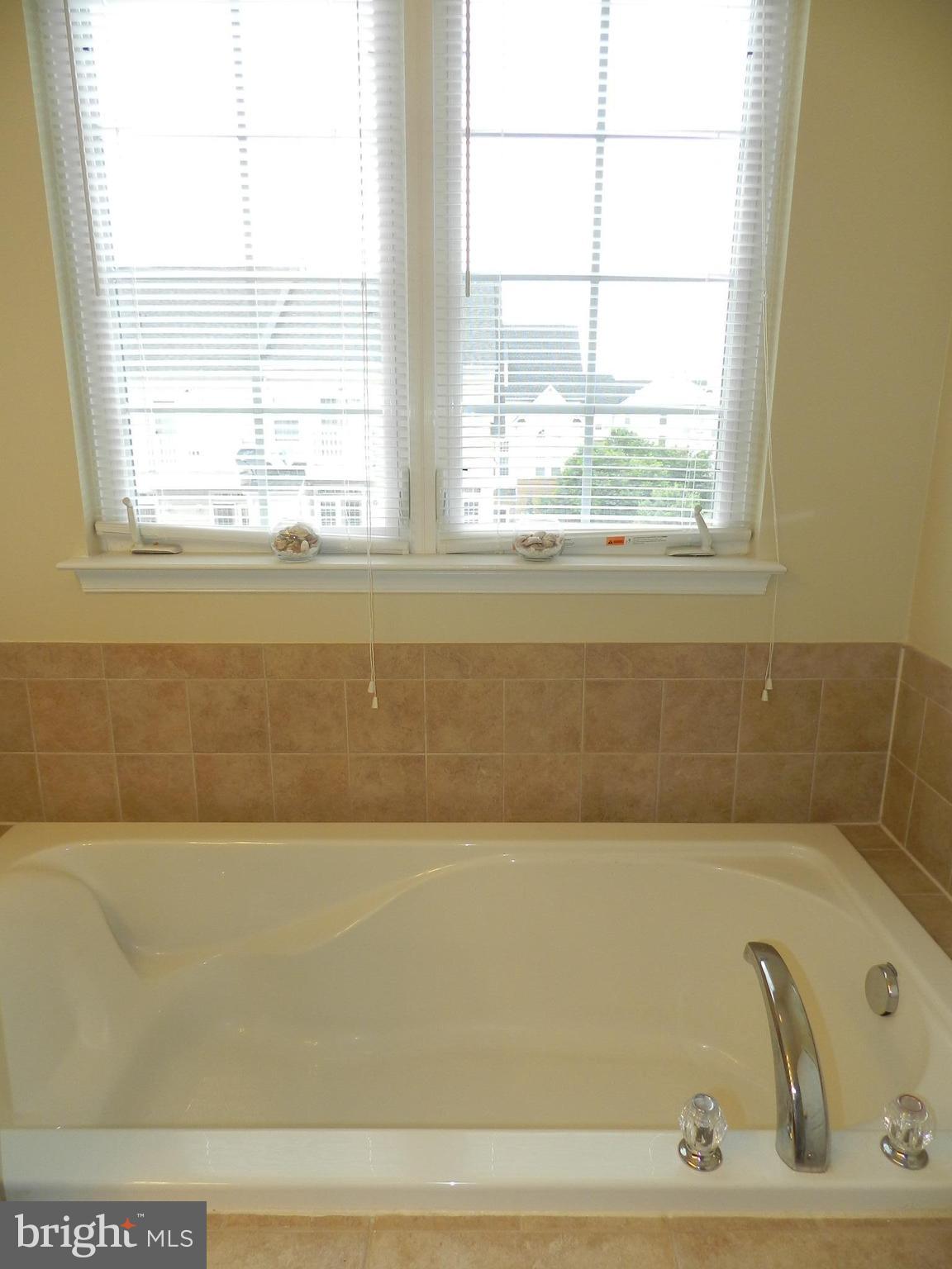 THE TOWNES AT VILLAGE PLACE - Residential