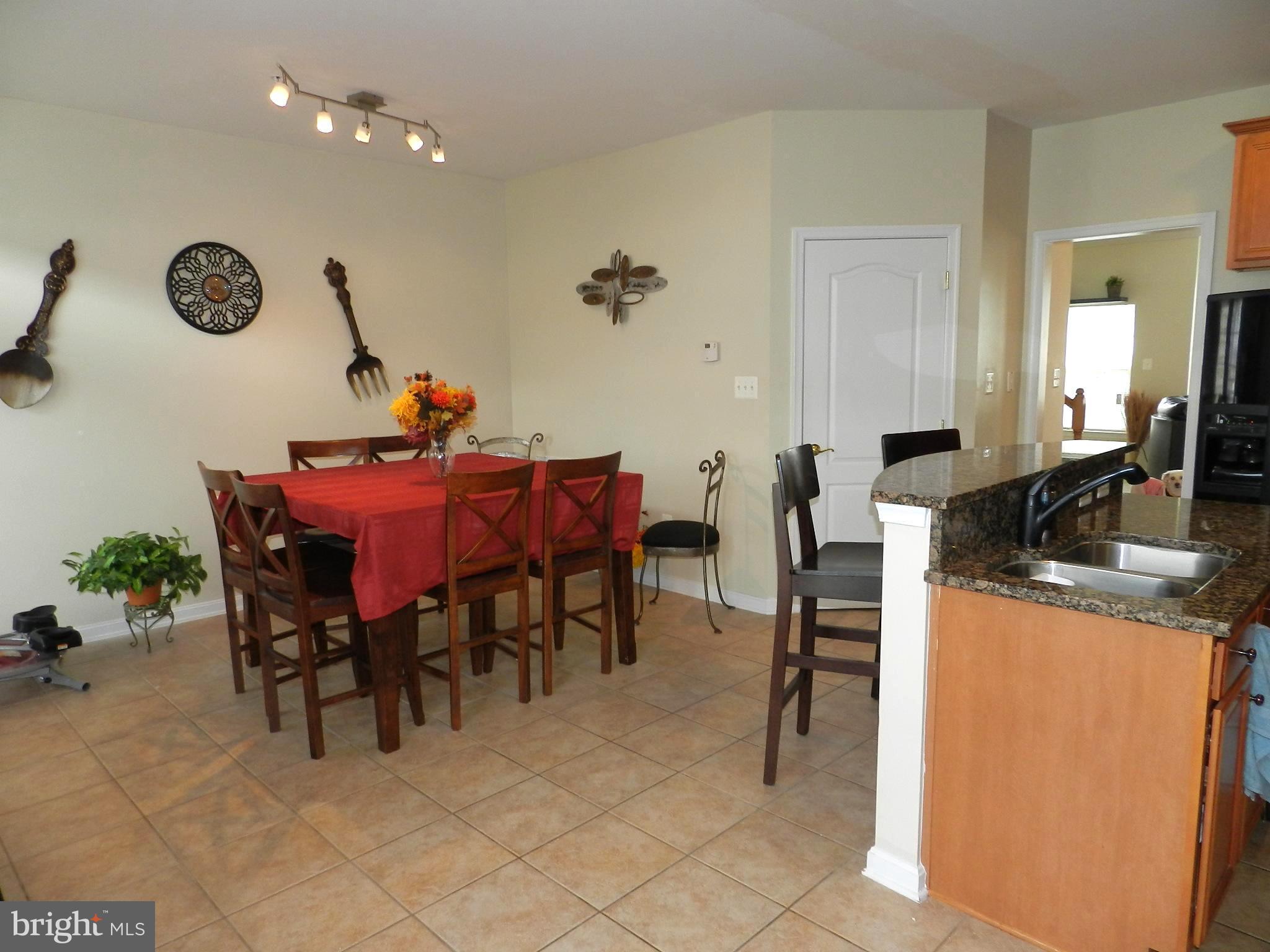 THE TOWNES AT VILLAGE PLACE - Residential