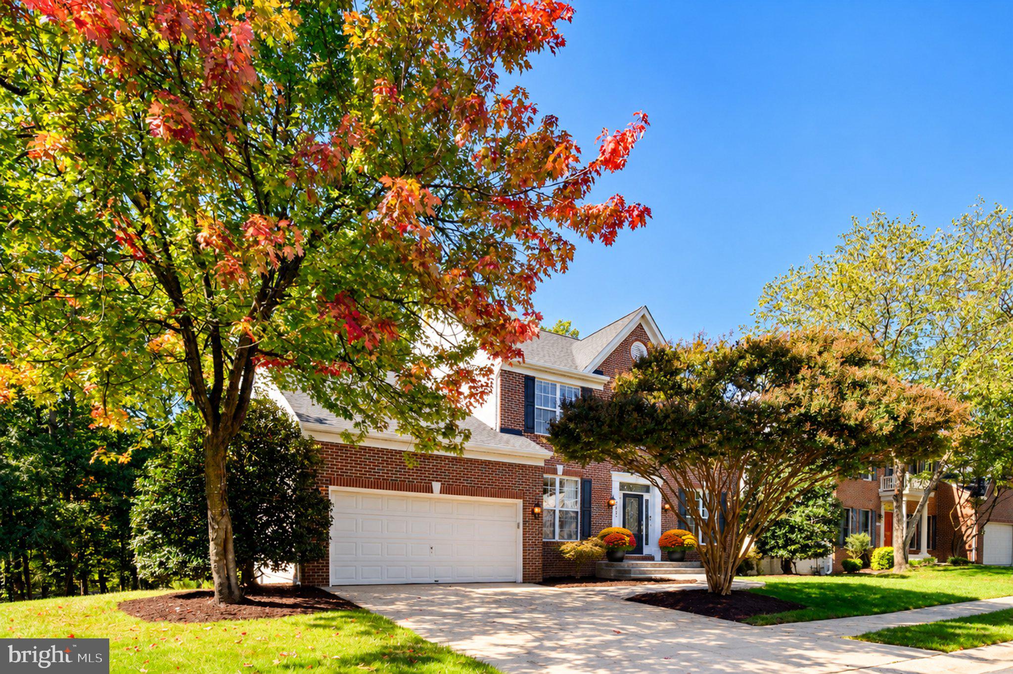 2402 SUMMERSHADE COURT