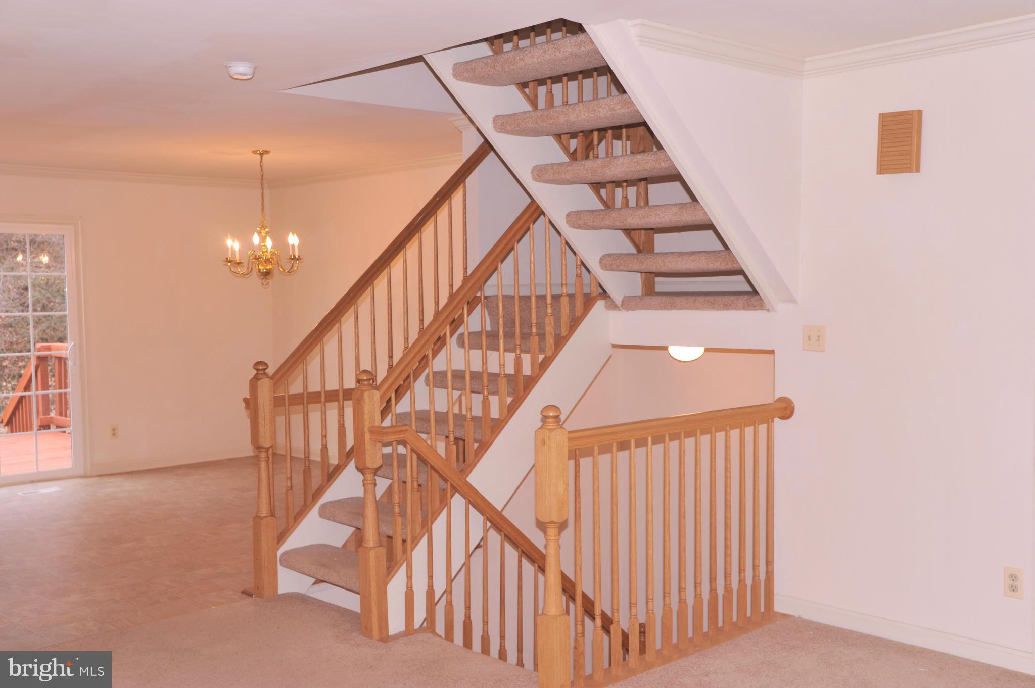 SOUTH HAMPTON - Residential Lease