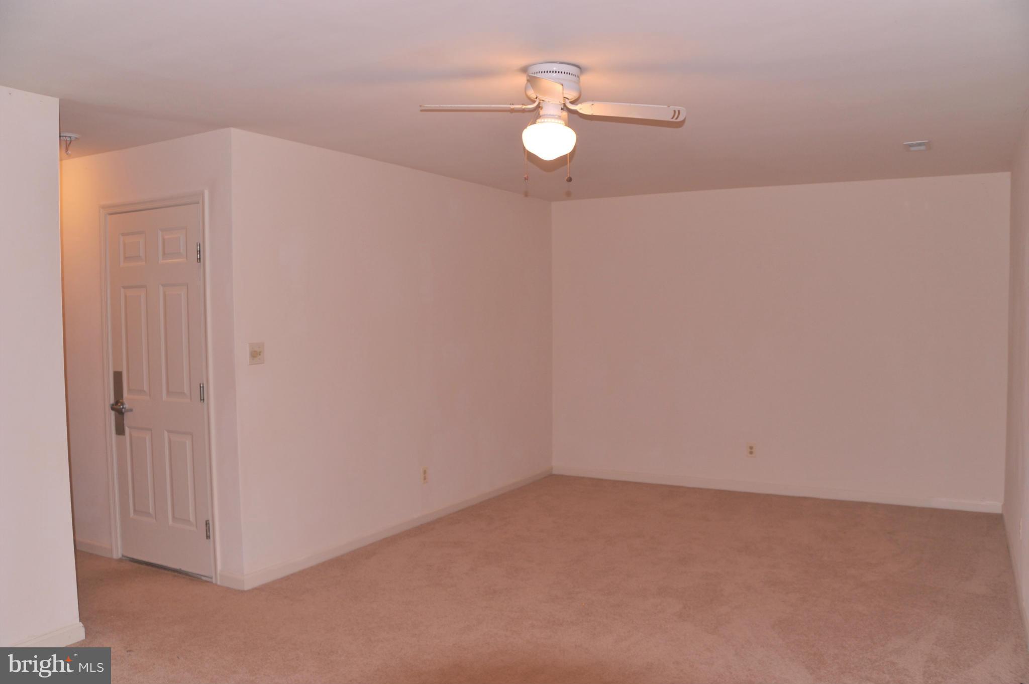 SOUTH HAMPTON - Residential Lease