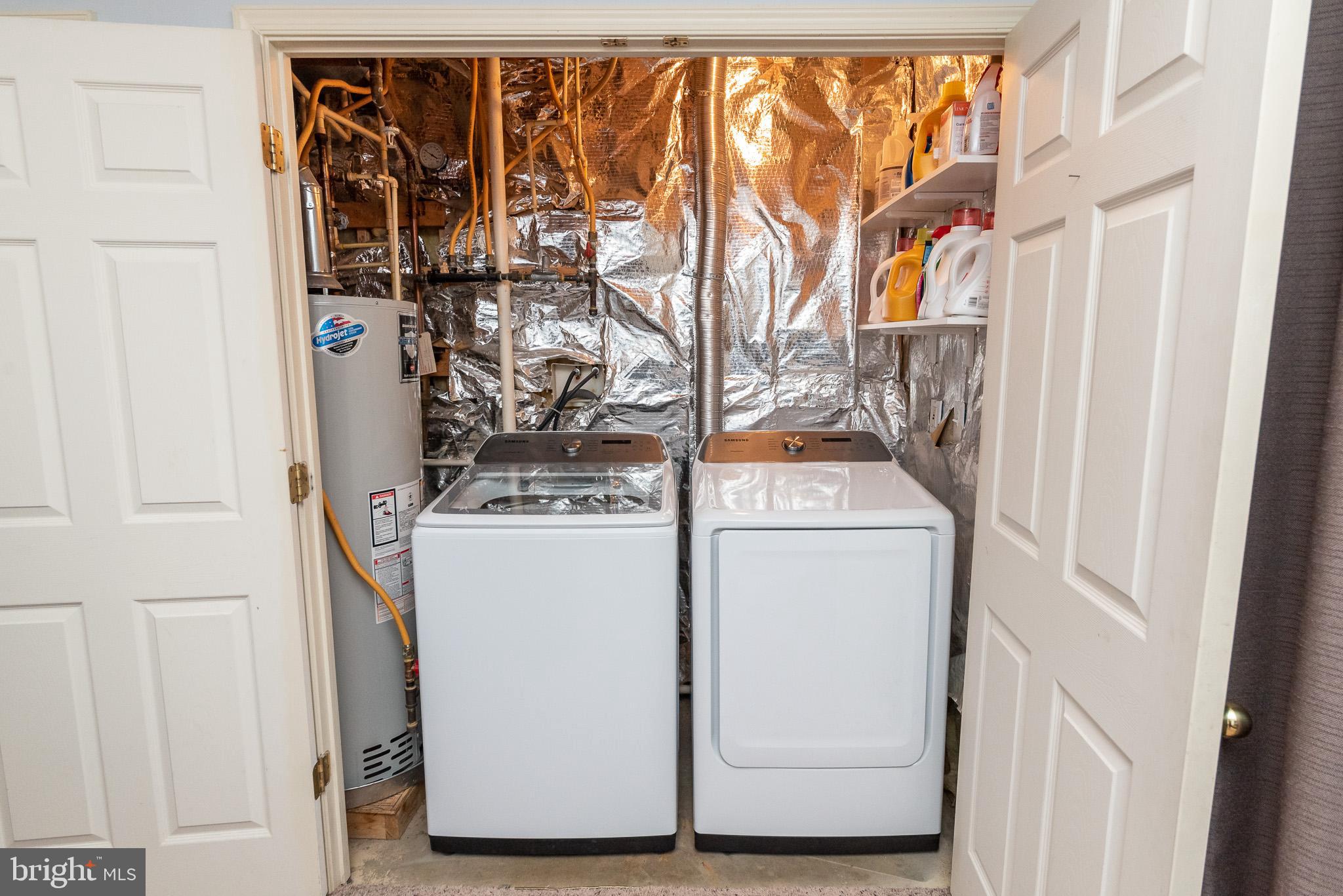 CARROLLWOOD MANOR - Residential