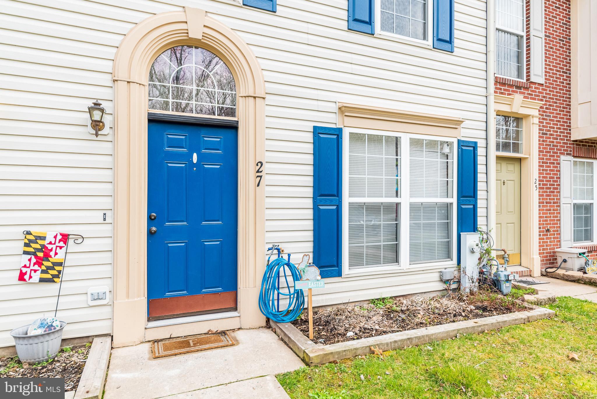 CARROLLWOOD MANOR - Residential