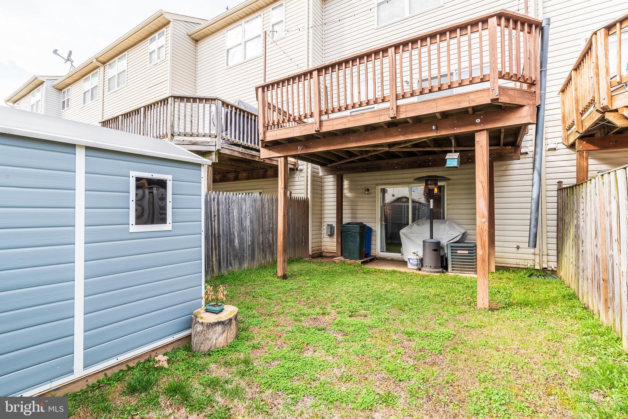 CARROLLWOOD MANOR - Residential