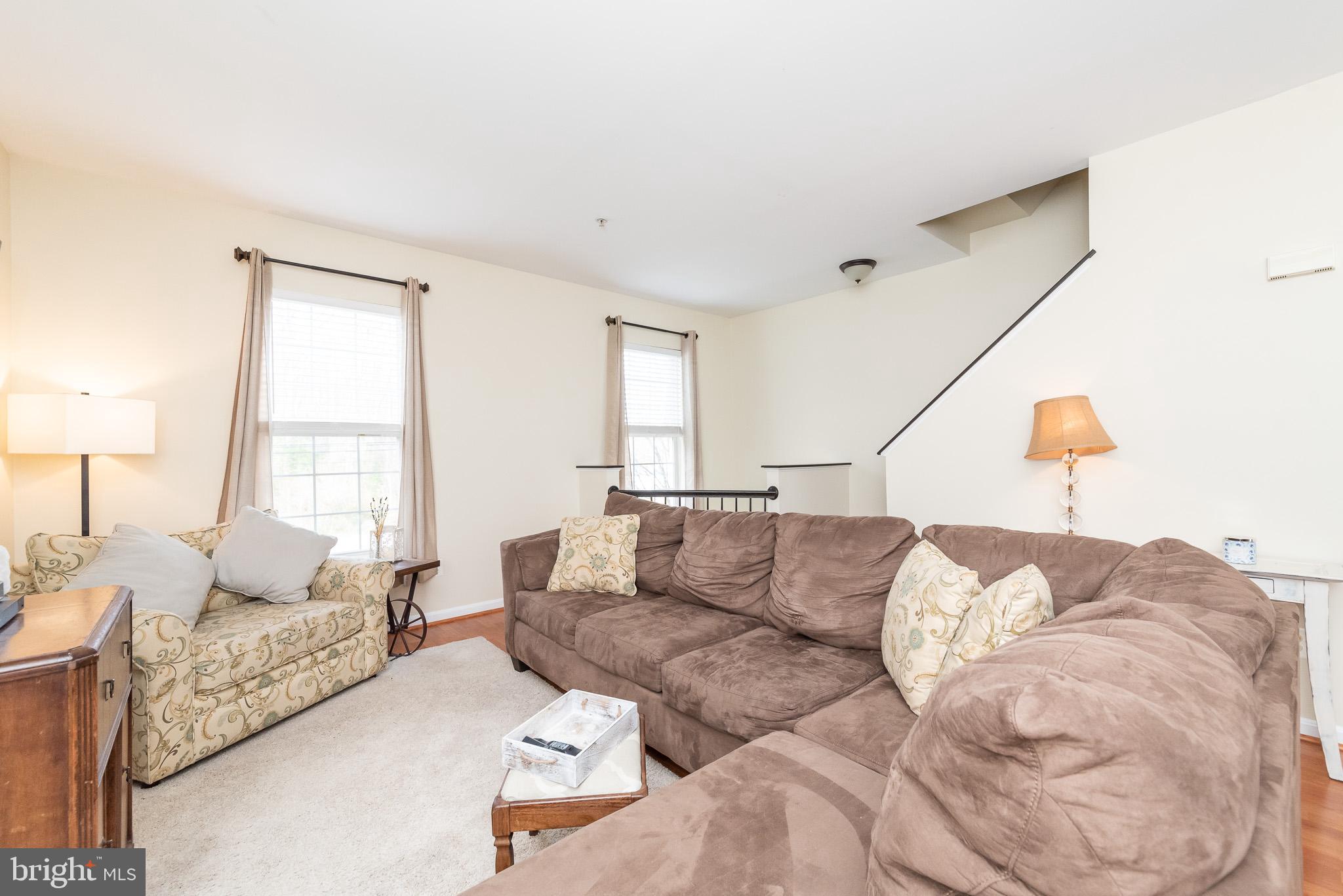 CARROLLWOOD MANOR - Residential