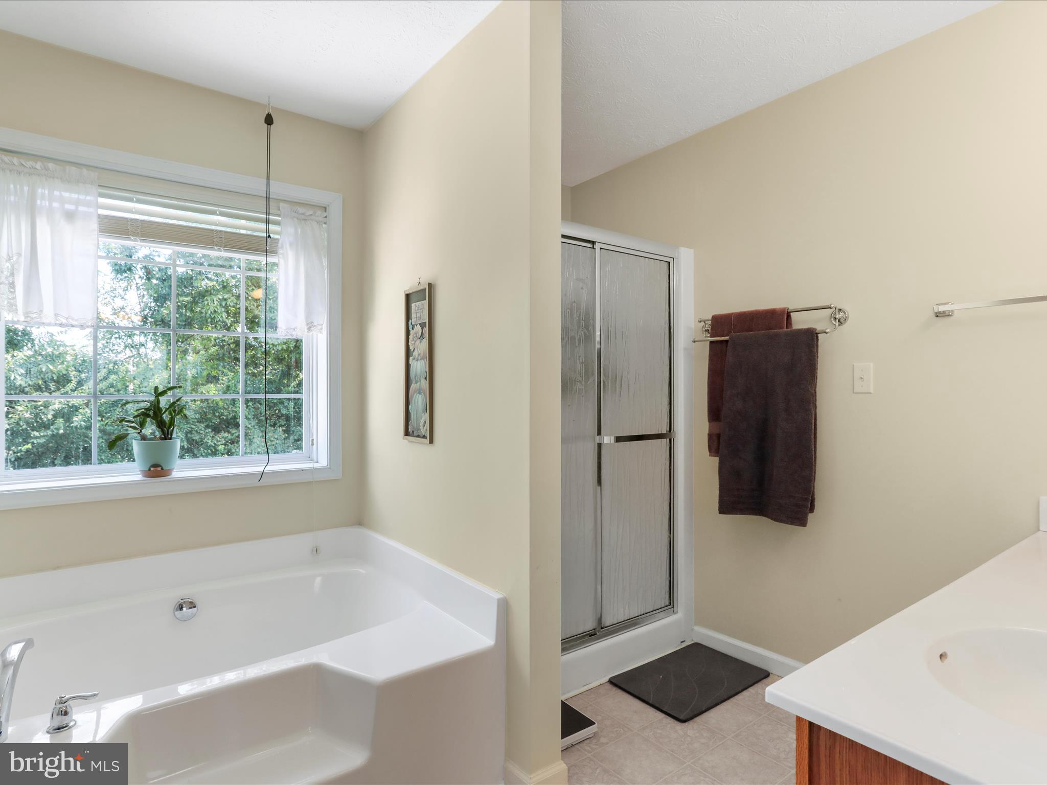 CRESTFIELD - Residential