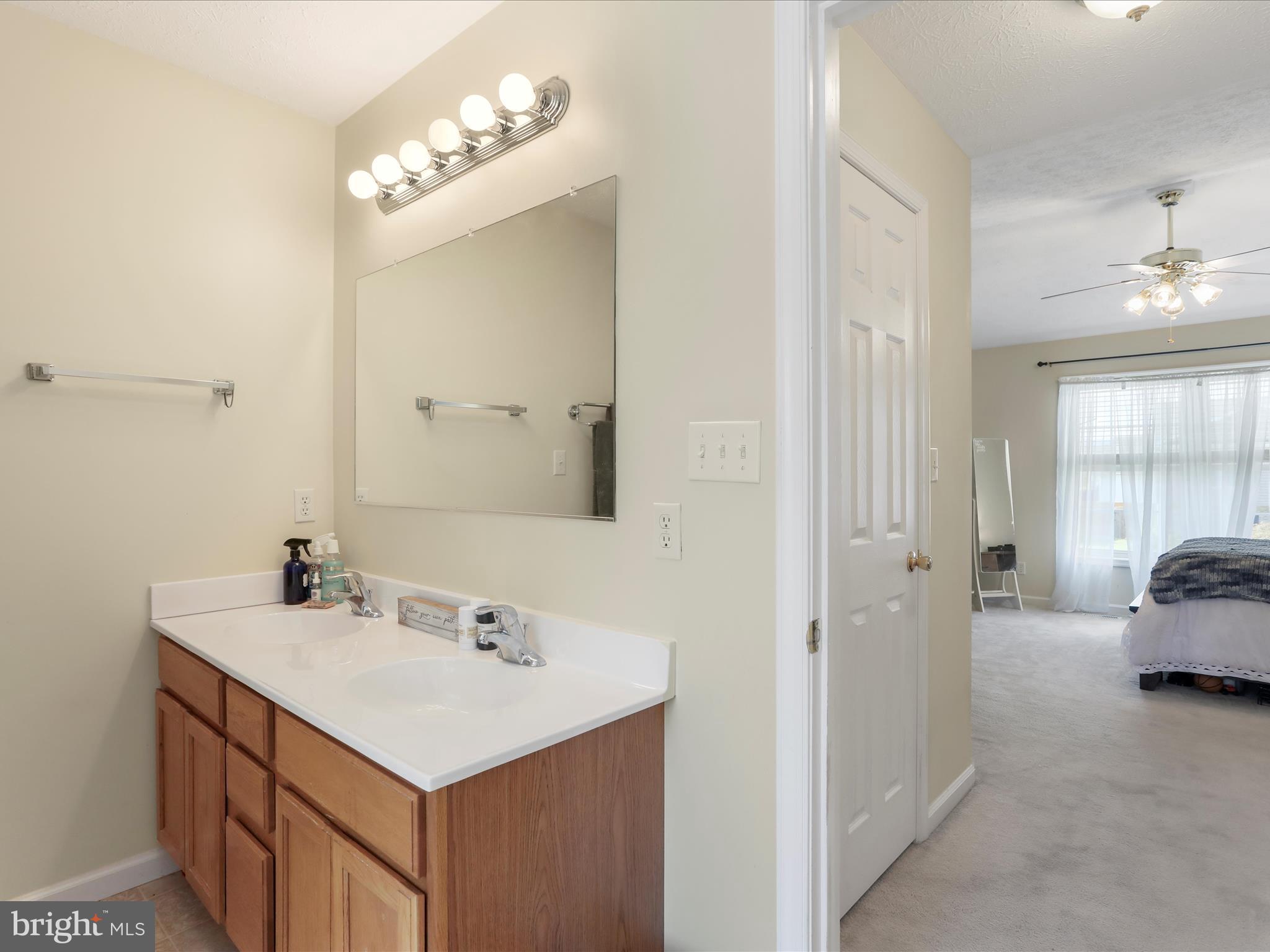 CRESTFIELD - Residential