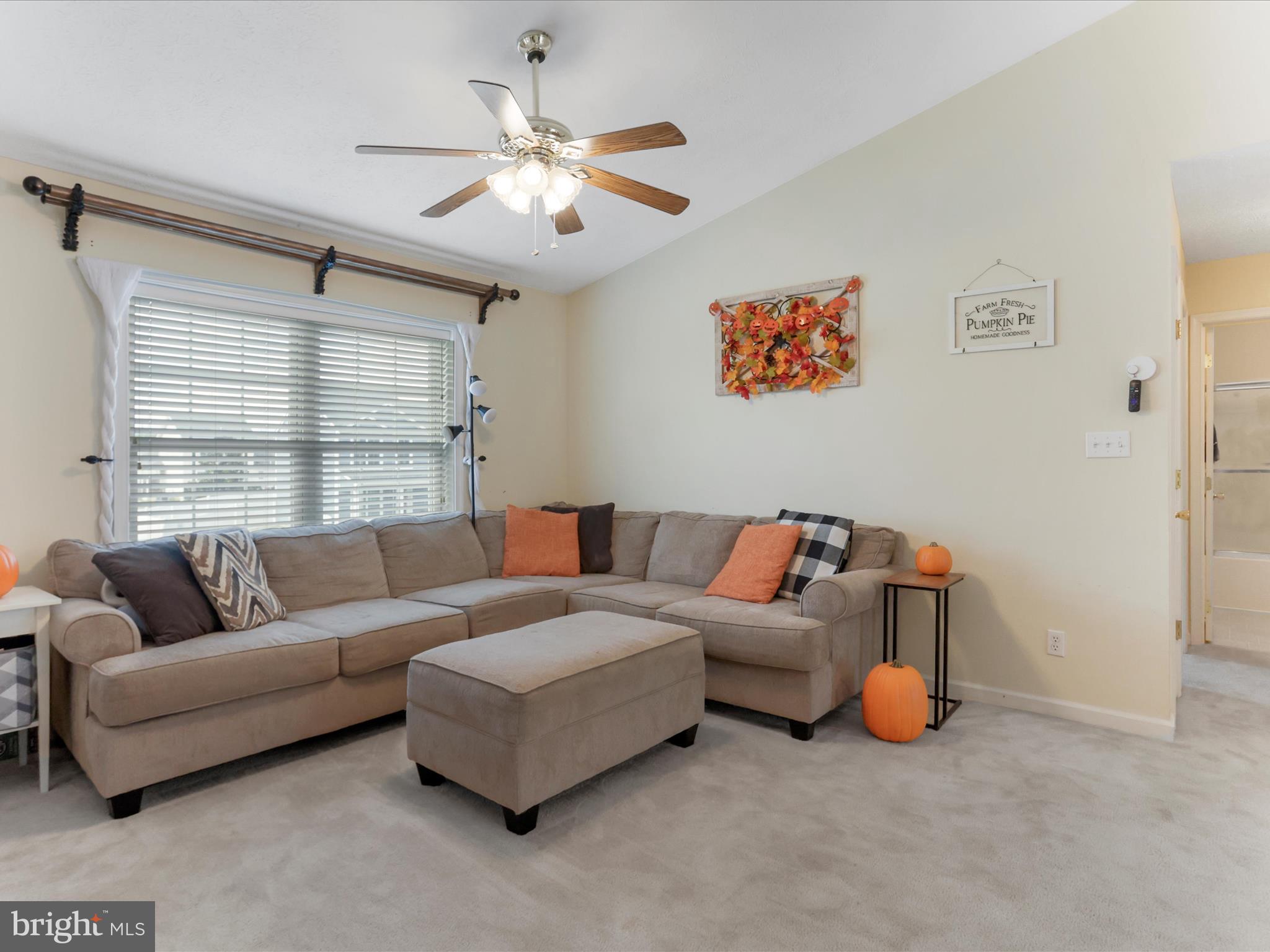 CRESTFIELD - Residential